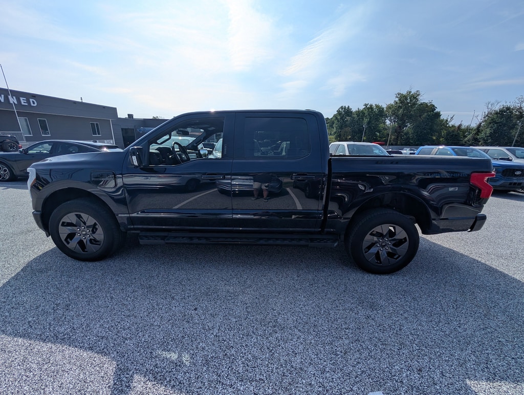 Used 2023 Ford F-150 Lightning Lariat Crew Cab Short Bed Truck