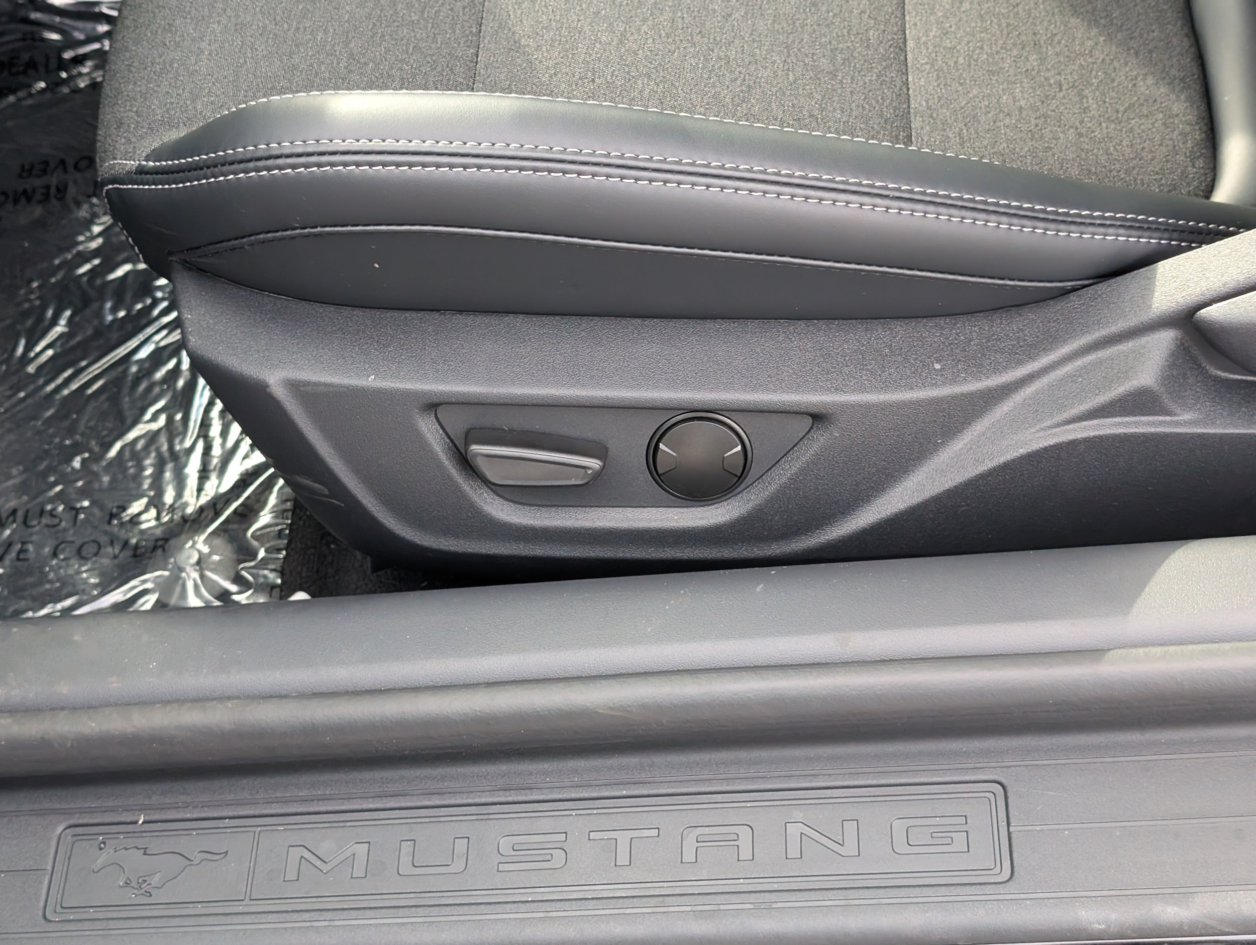 2026 Ford Mustang EcoBoost Fastback - Photo 14