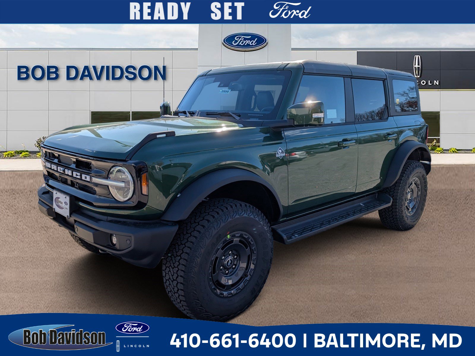 2025 Ford Bronco 4-Door Outer Banks's photo
