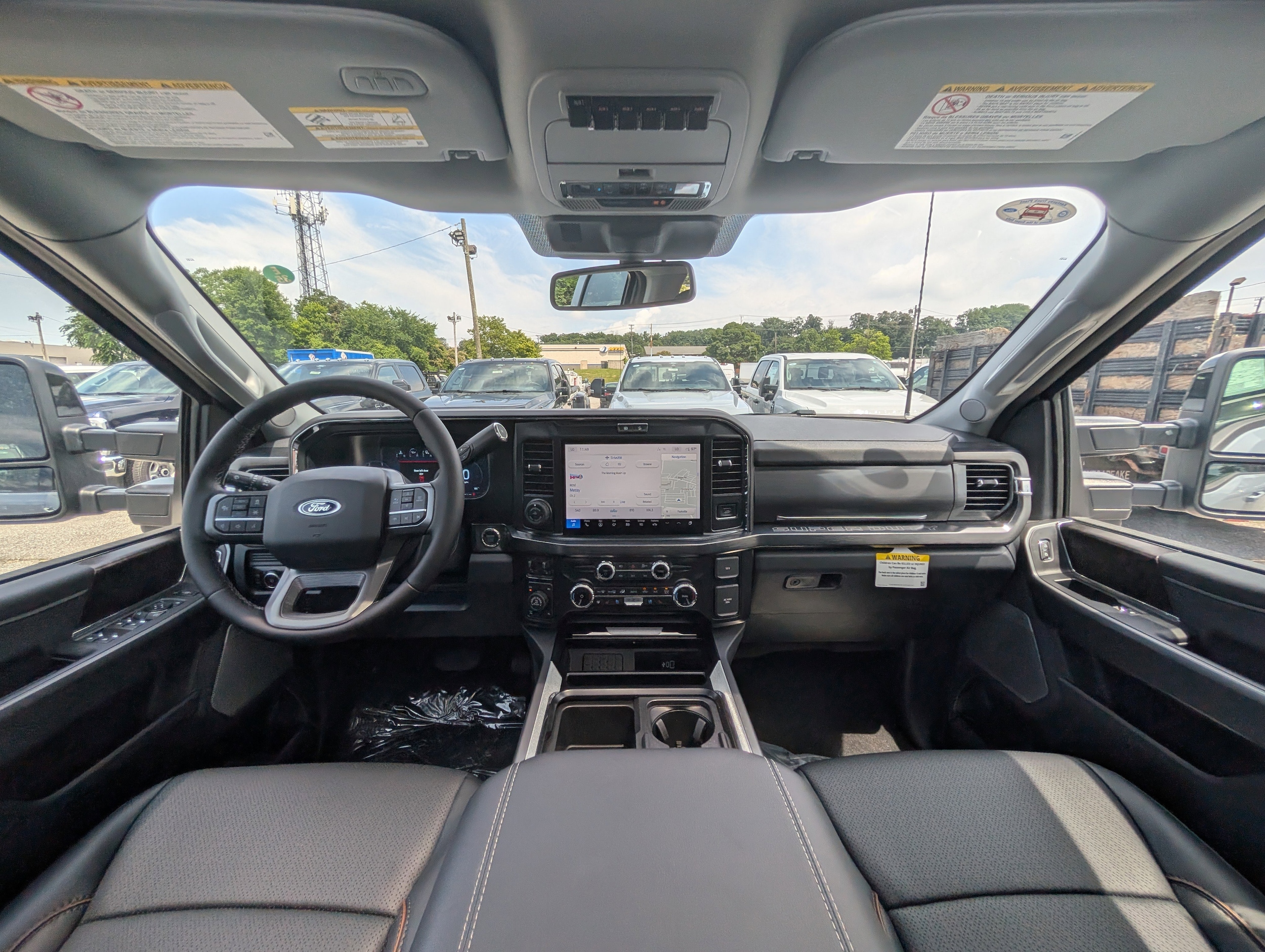 2025 Ford F-350 Super Duty Lariat - Photo 16
