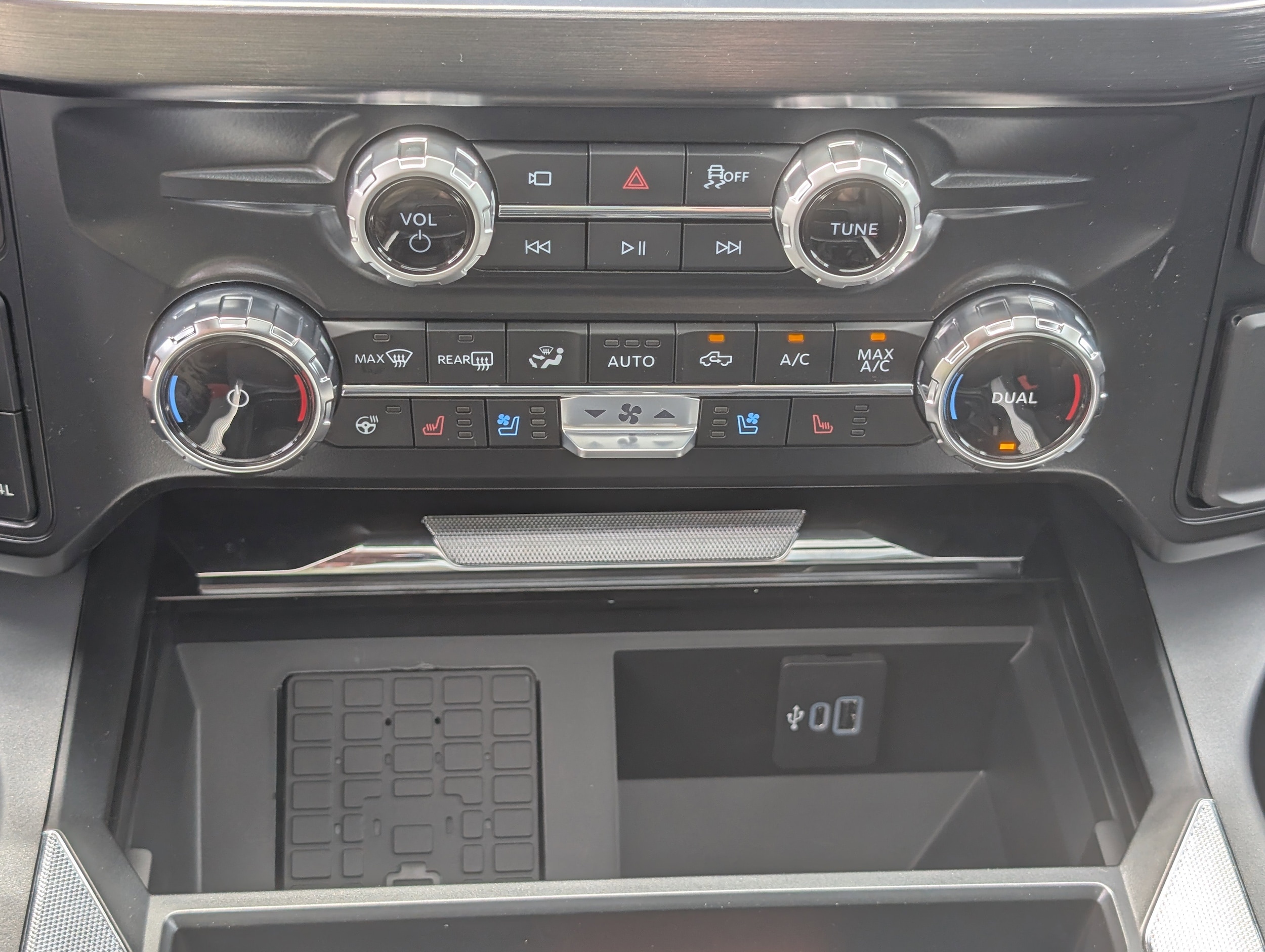 2025 Ford F-350 Super Duty Lariat - Photo 26