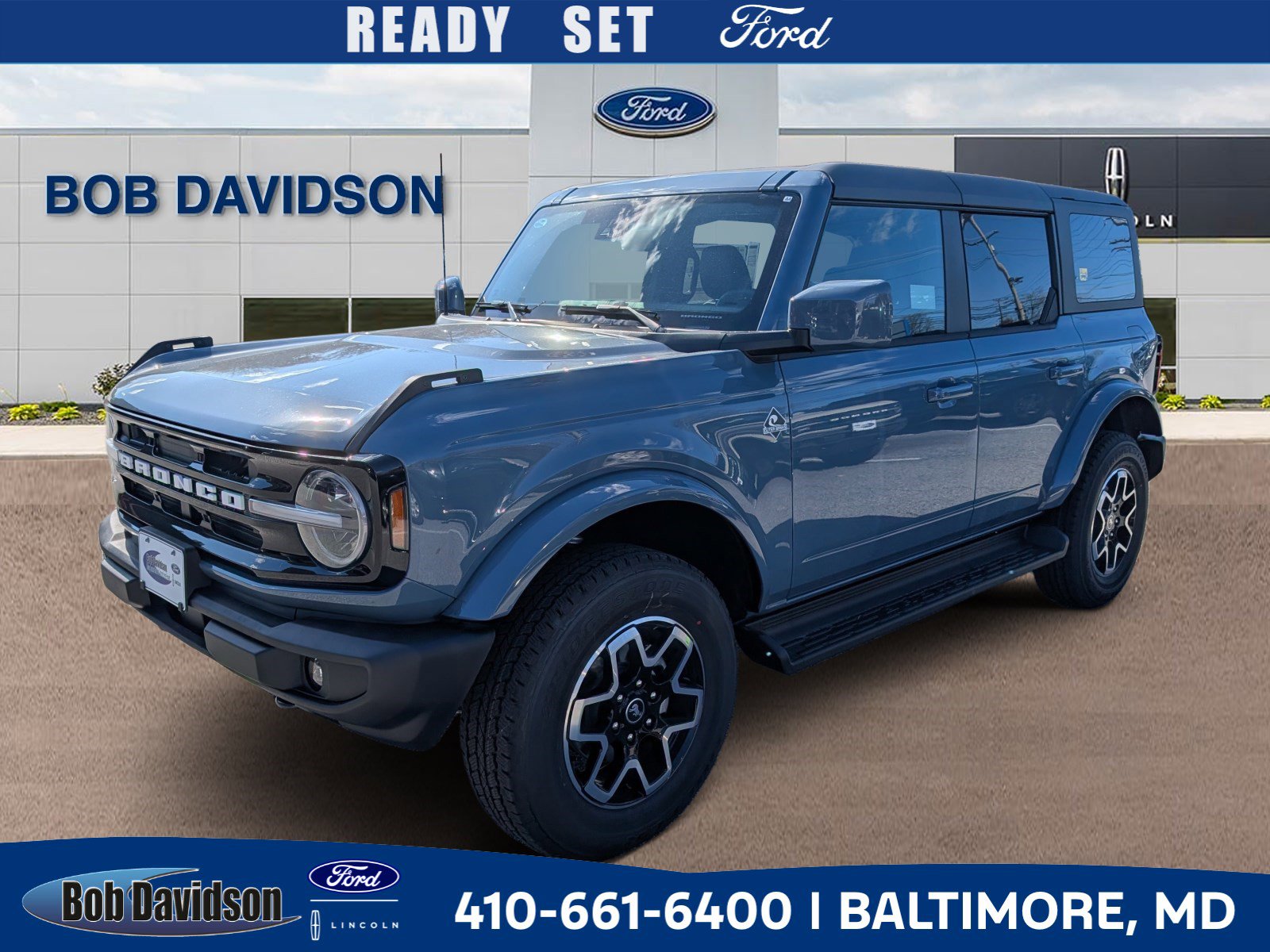 2025 Ford Bronco 4-Door Outer Banks's photo