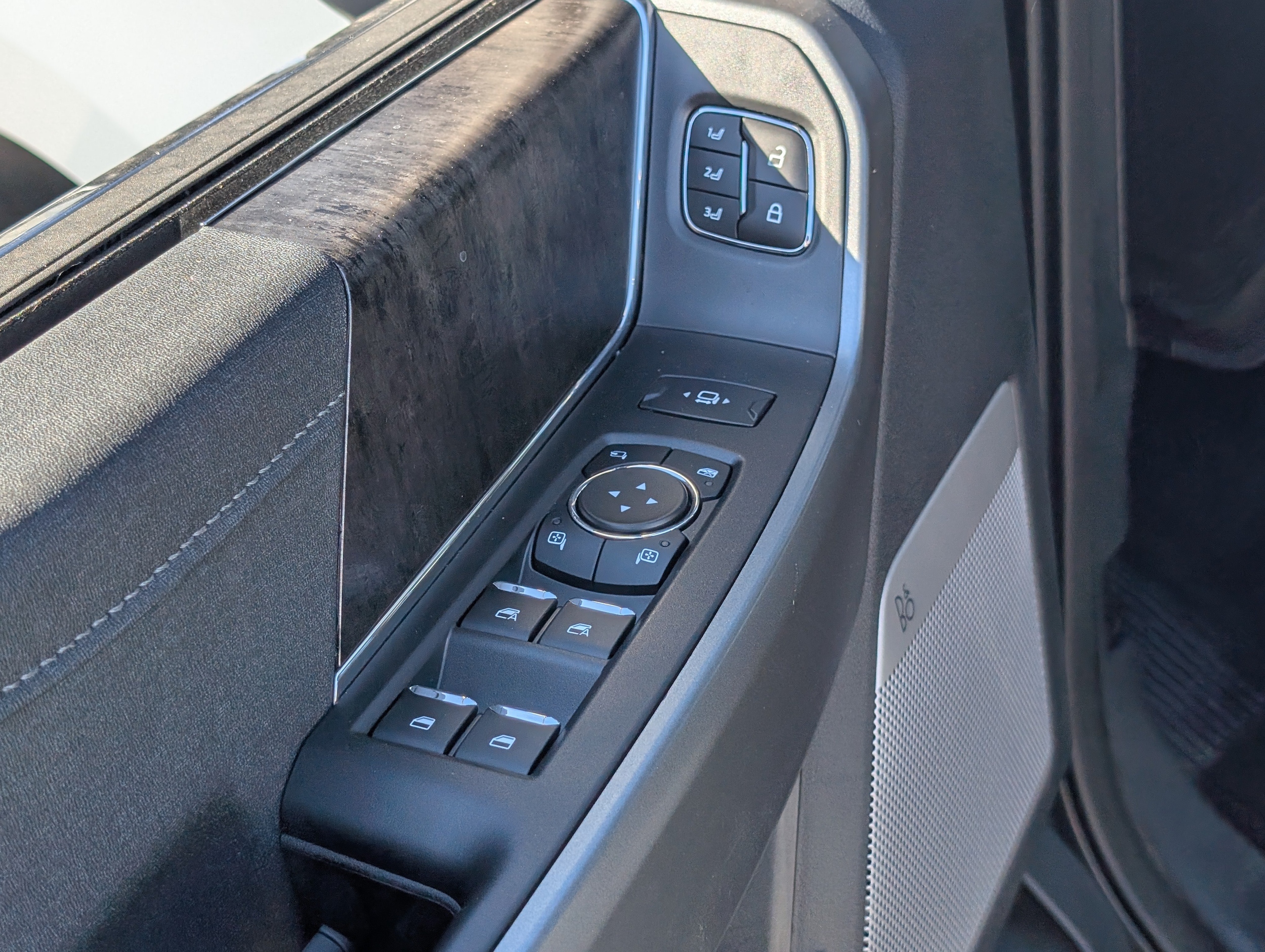 2026 Ford F-350 Super Duty Lariat - Photo 15