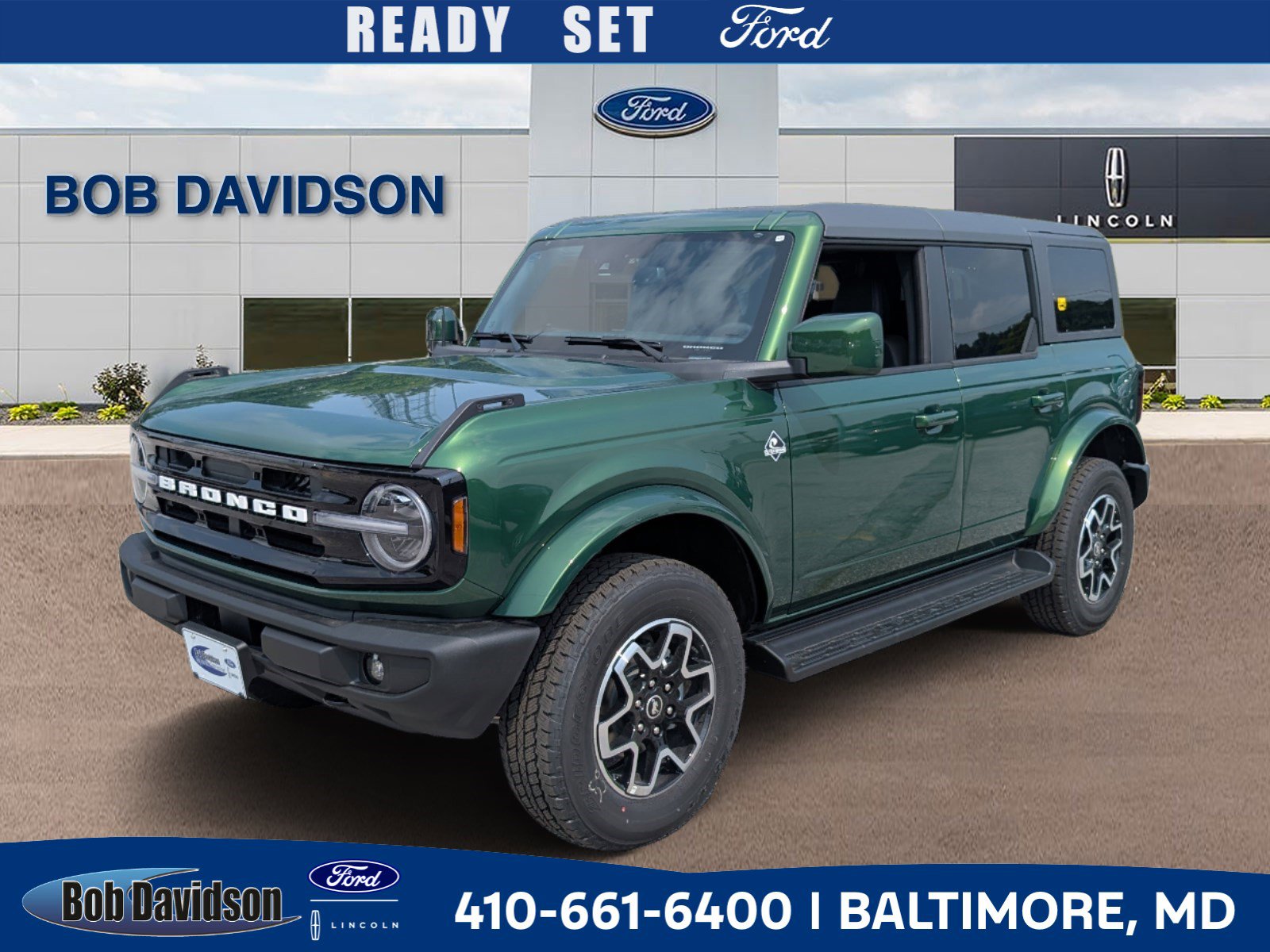 2025 Ford Bronco 4-Door Outer Banks's photo
