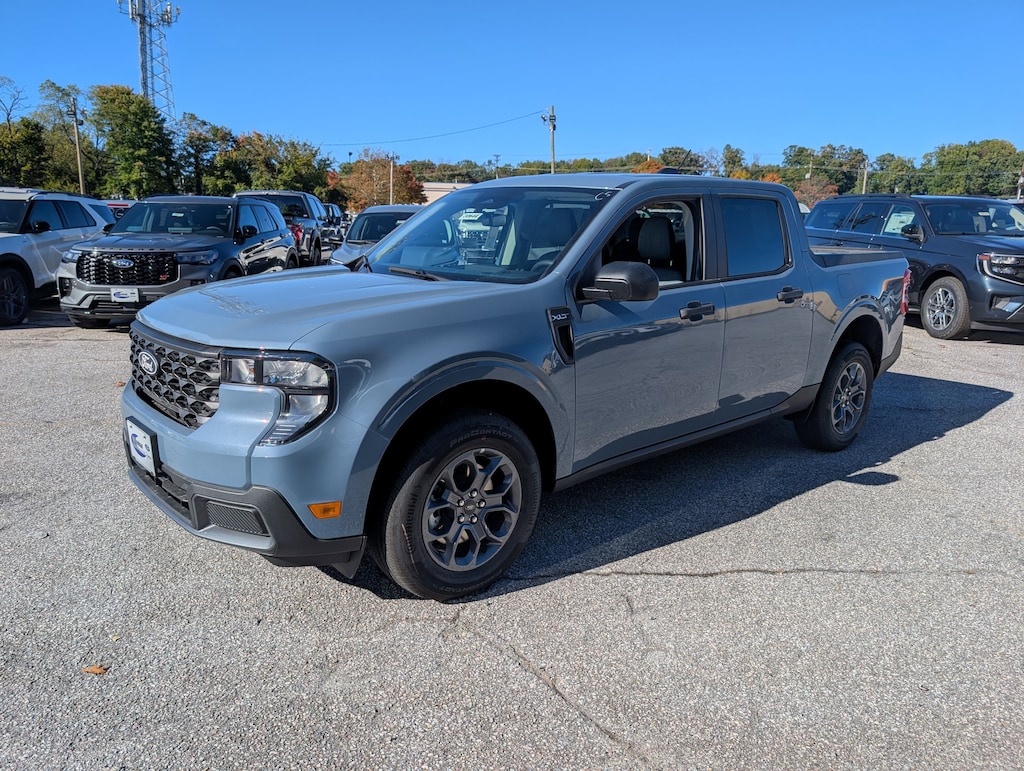 New 2025 Ford Maverick XLT TRUCK
