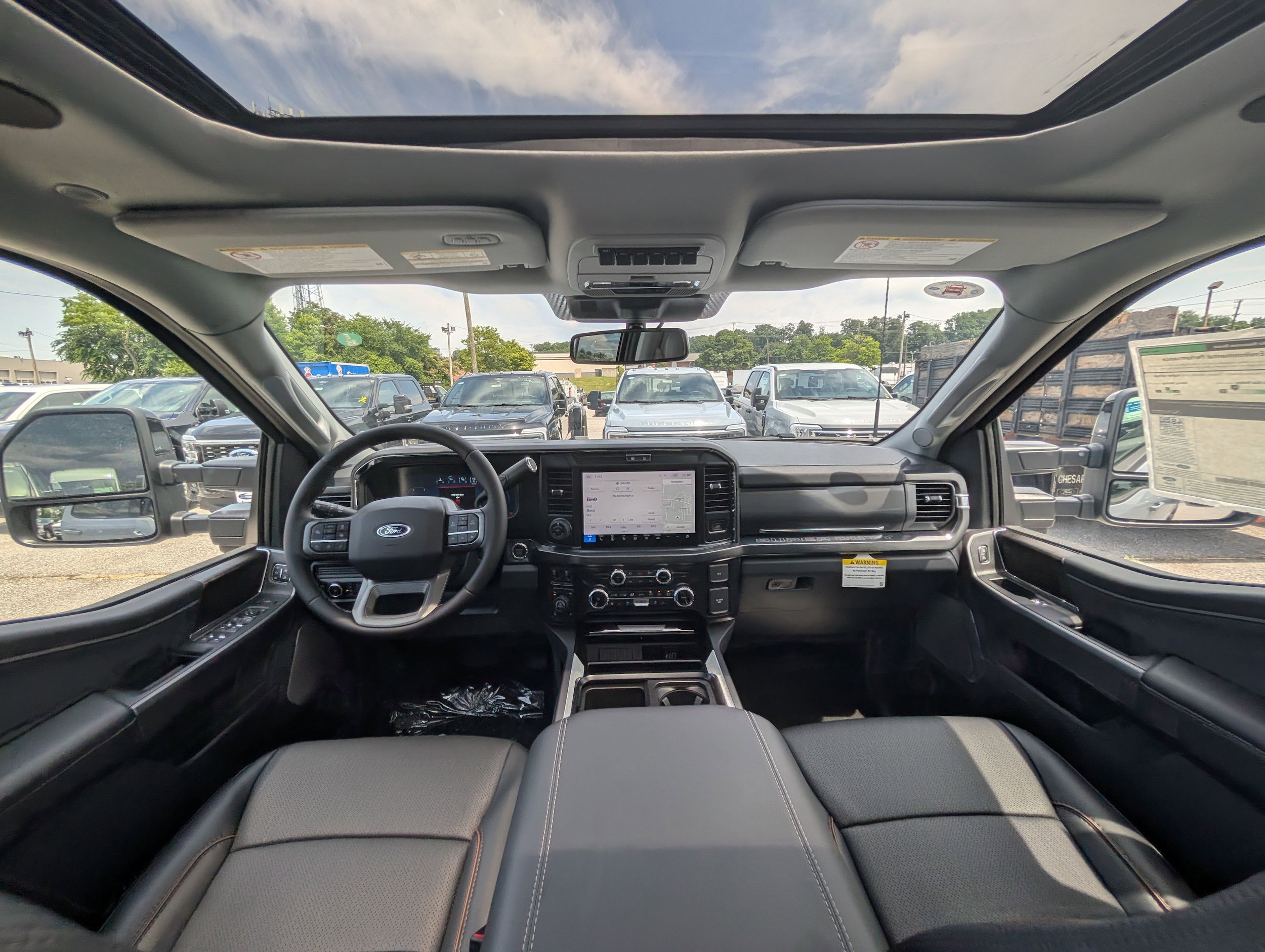 2025 Ford F-350 Super Duty Lariat - Photo 14