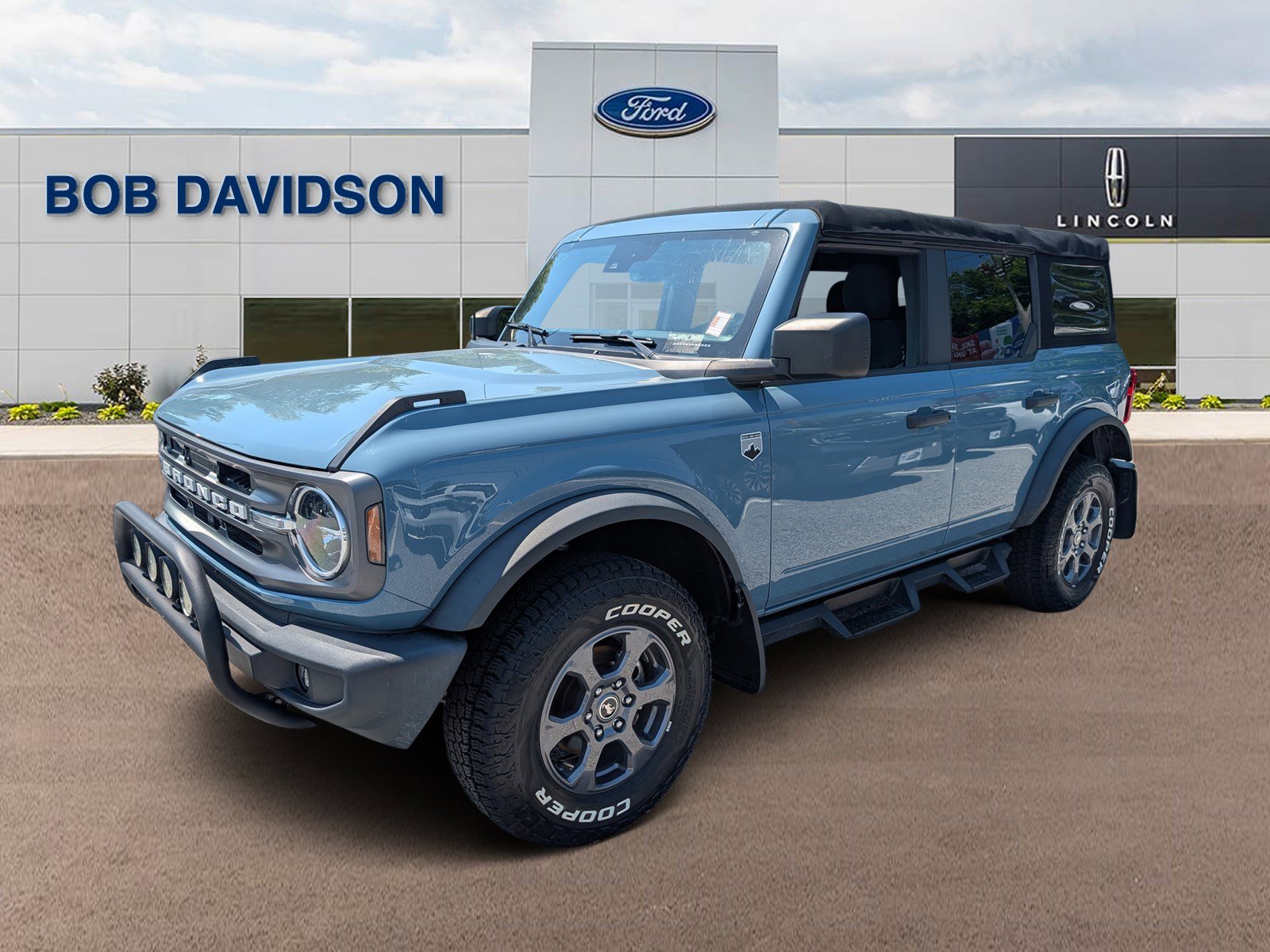 2022 Ford Bronco Big Bend Mid (222A) 4x4's photo