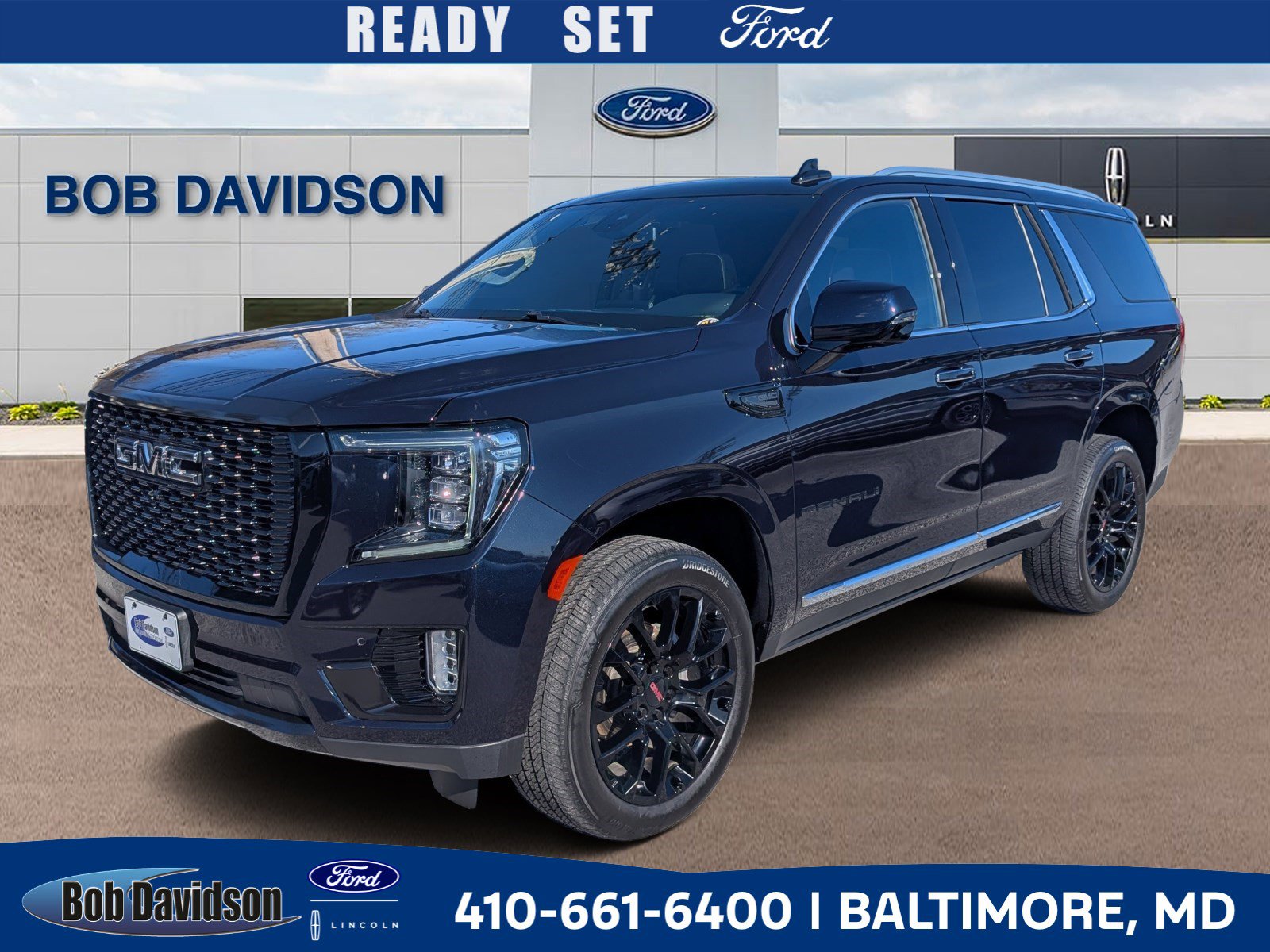 2023 GMC Yukon SLT's photo