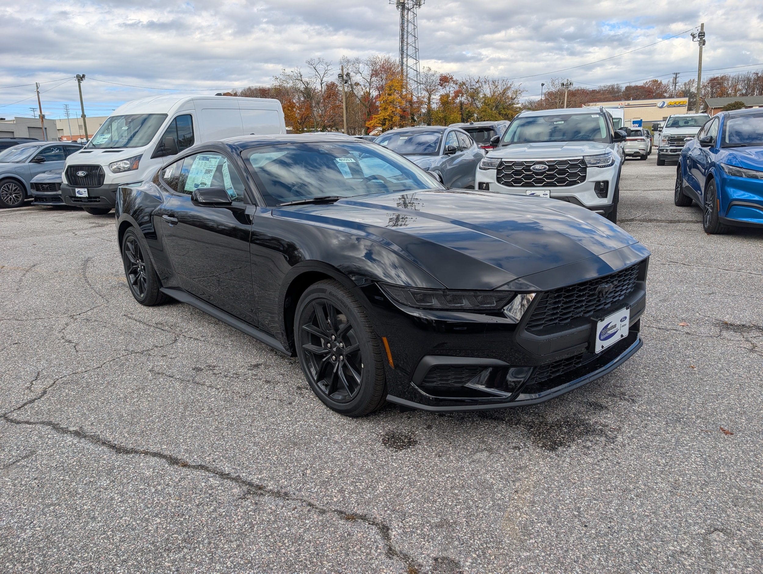 2026 Ford Mustang EcoBoost Fastback - Photo 6
