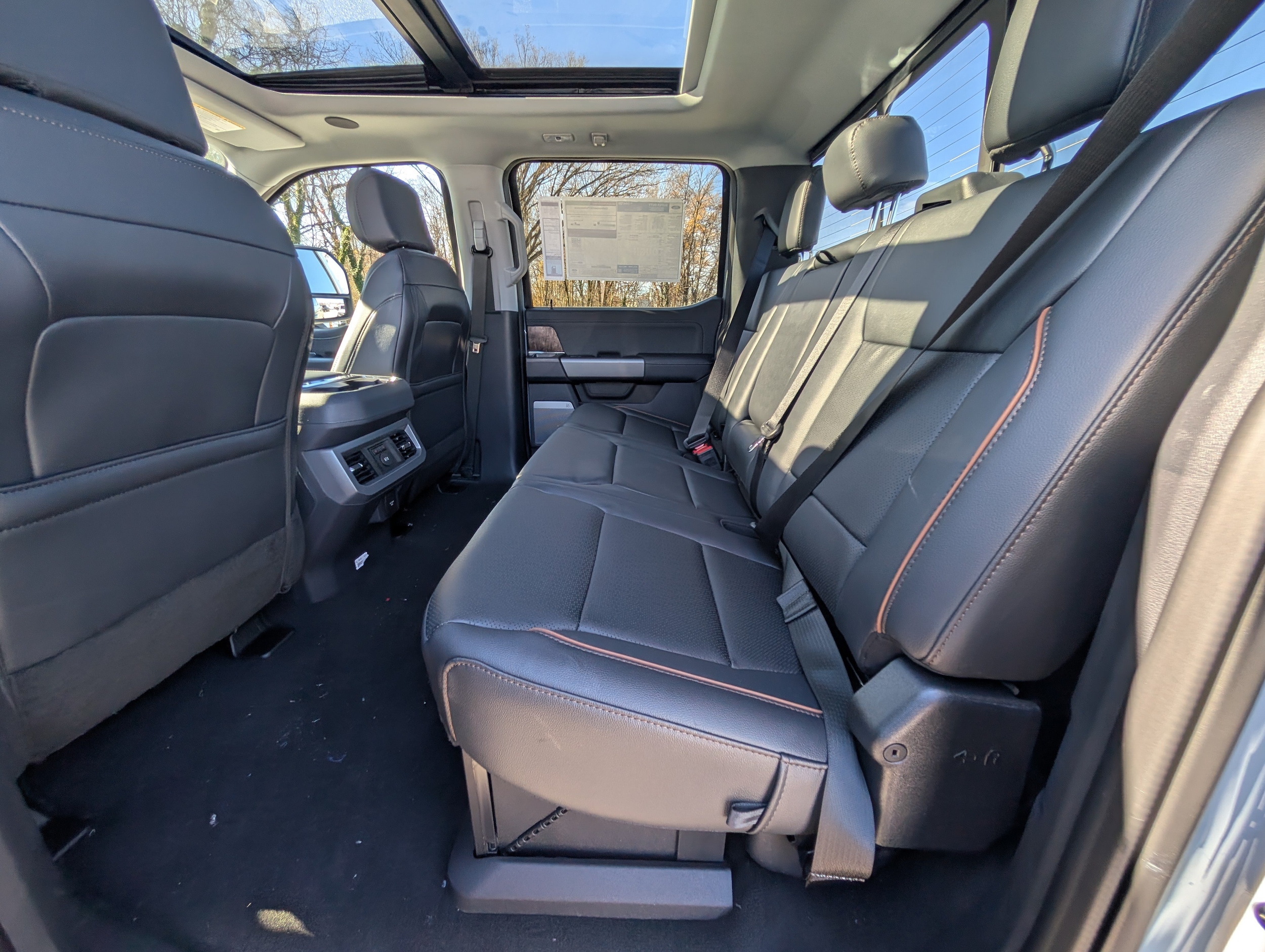 2026 Ford F-250 Super Duty Lariat - Photo 11