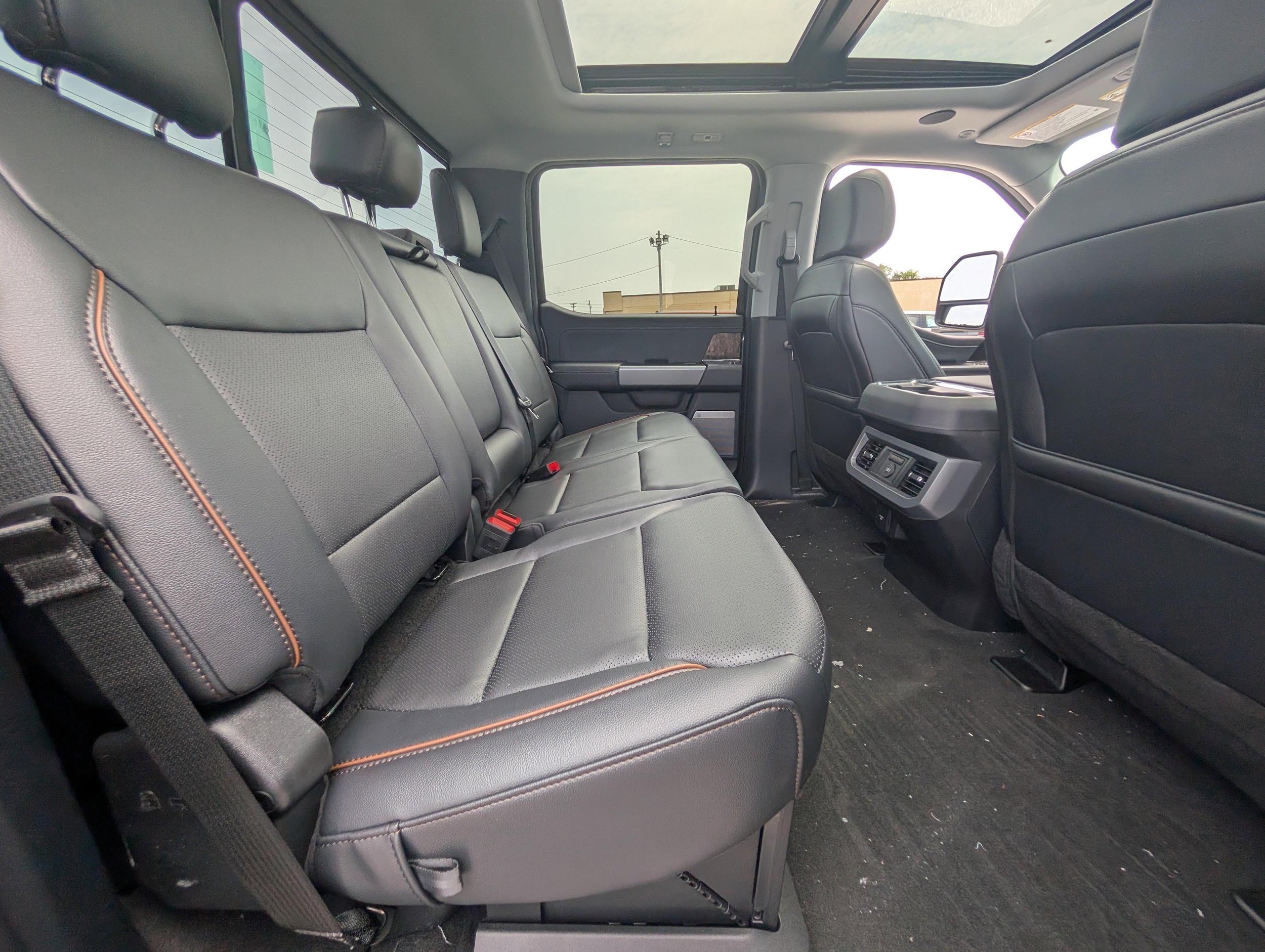 2025 Ford F-350 Super Duty Lariat - Photo 10