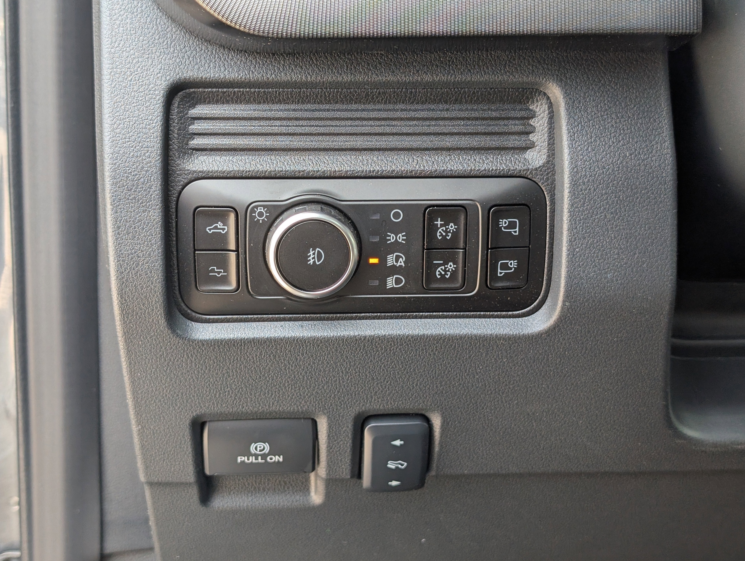 2025 Ford F-350 Super Duty Platinum - Photo 21