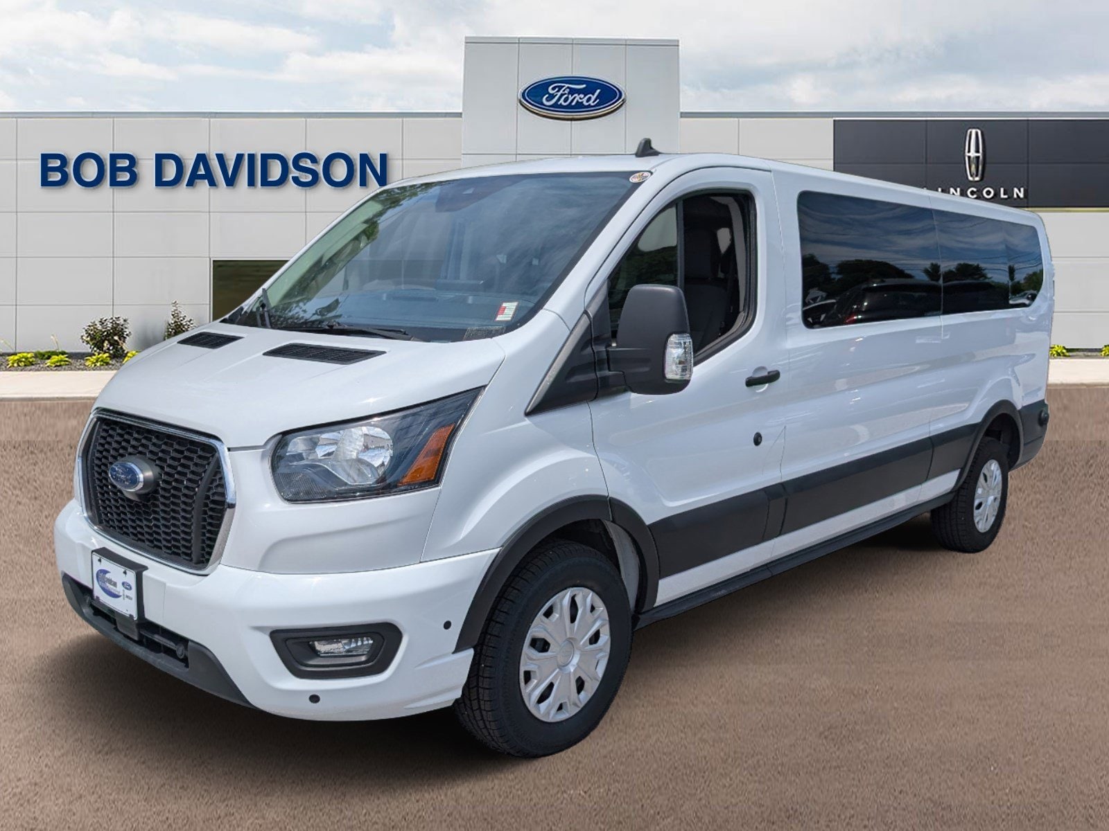 2024 Ford Transit 350 XLT Low Roof Sliding Pass. 148's photo