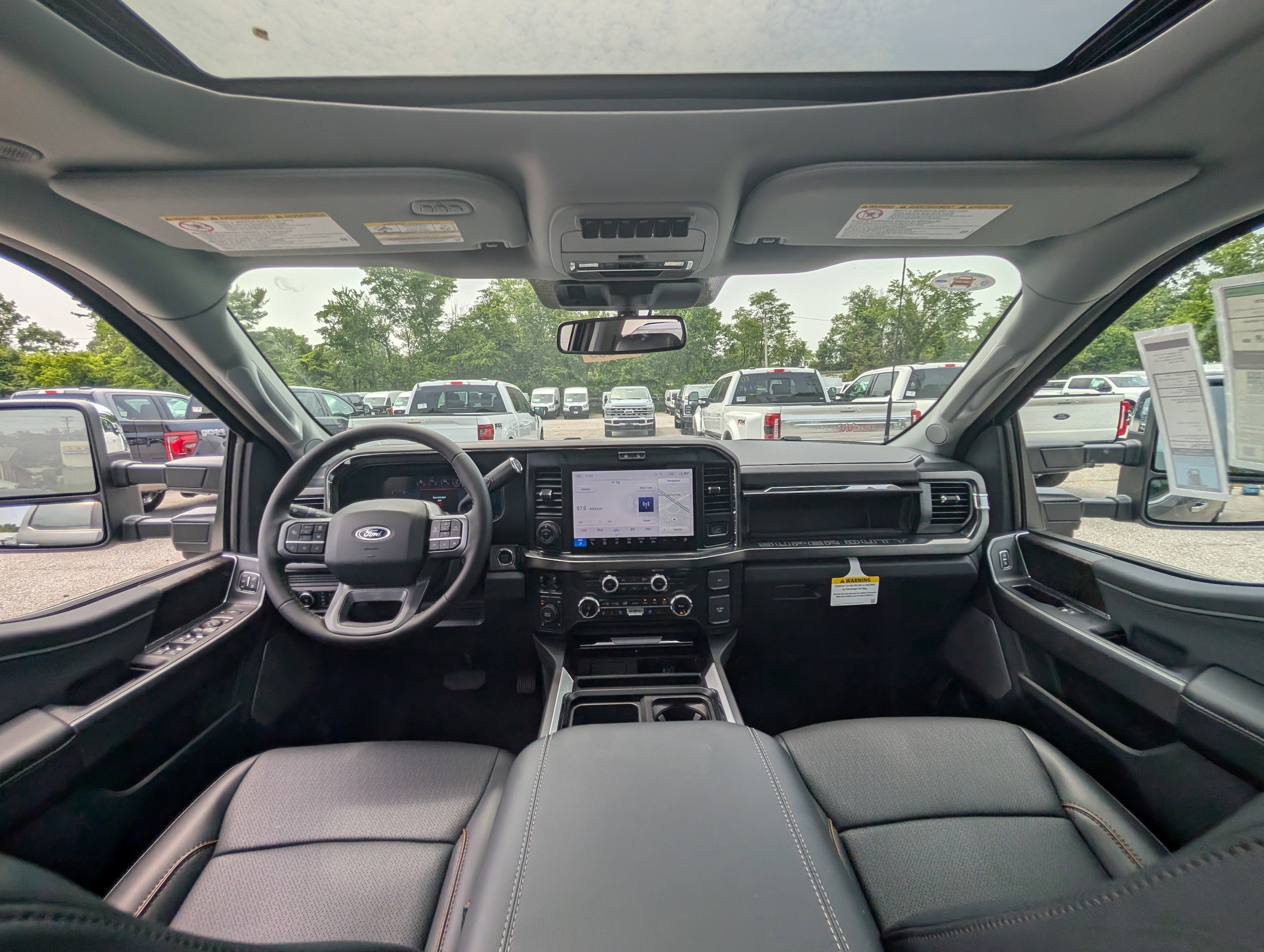 2025 Ford F-350 Super Duty Lariat - Photo 14