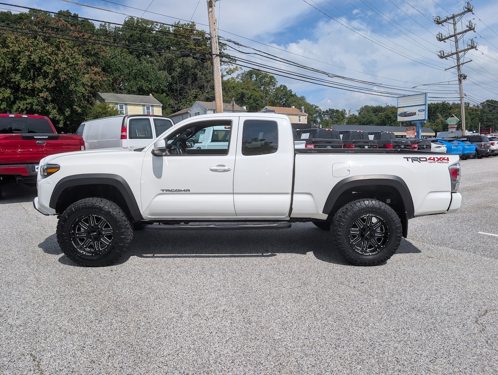 Certified 2021 Toyota Tacoma TRD OFF Road EXTENDED CAB LONG BED TRUCK