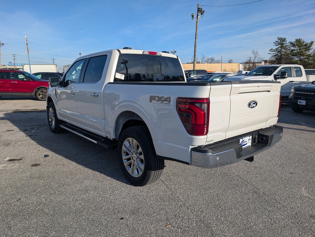 New 2025 Ford F-150 Lariat TRUCK
