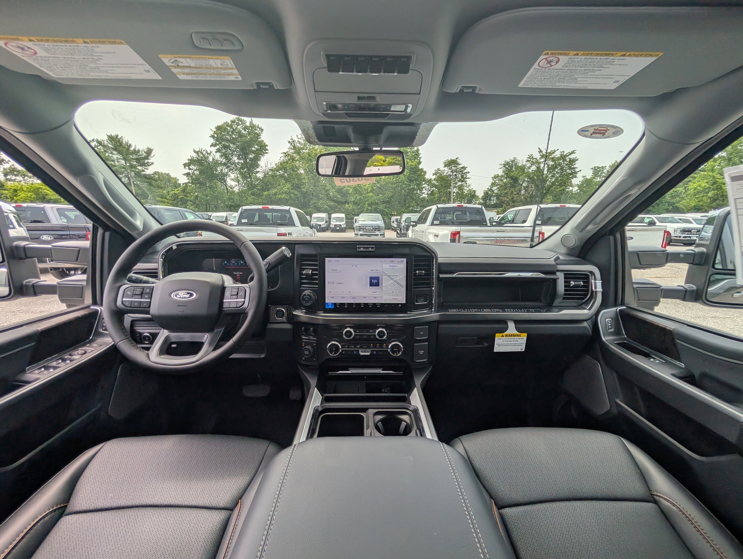 2025 Ford F-350 Super Duty Lariat - Photo 16