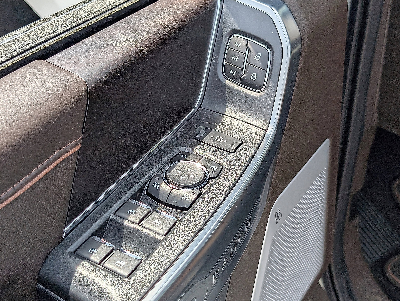 2025 Ford F-250 Super Duty King Ranch - Photo 18