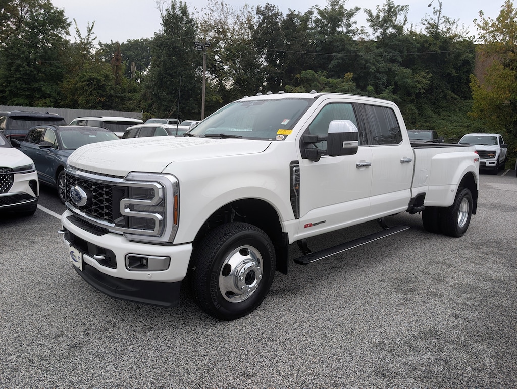 Certified 2024 Ford F-350 Platinum Truck