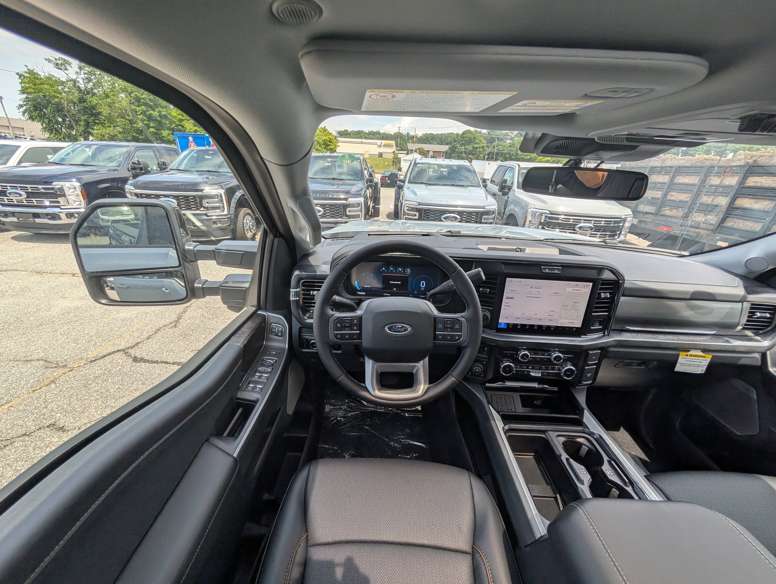 2025 Ford F-350 Super Duty Lariat - Photo 15
