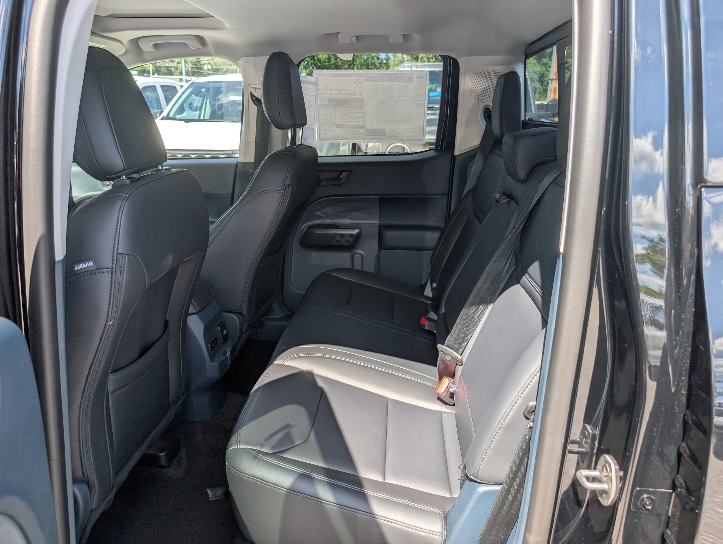 2025 Ford Maverick Lariat - Photo 11