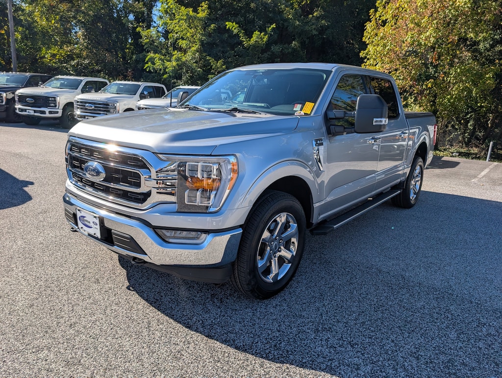 Certified 2022 Ford F-150 XLT CREW CAB TRUCK