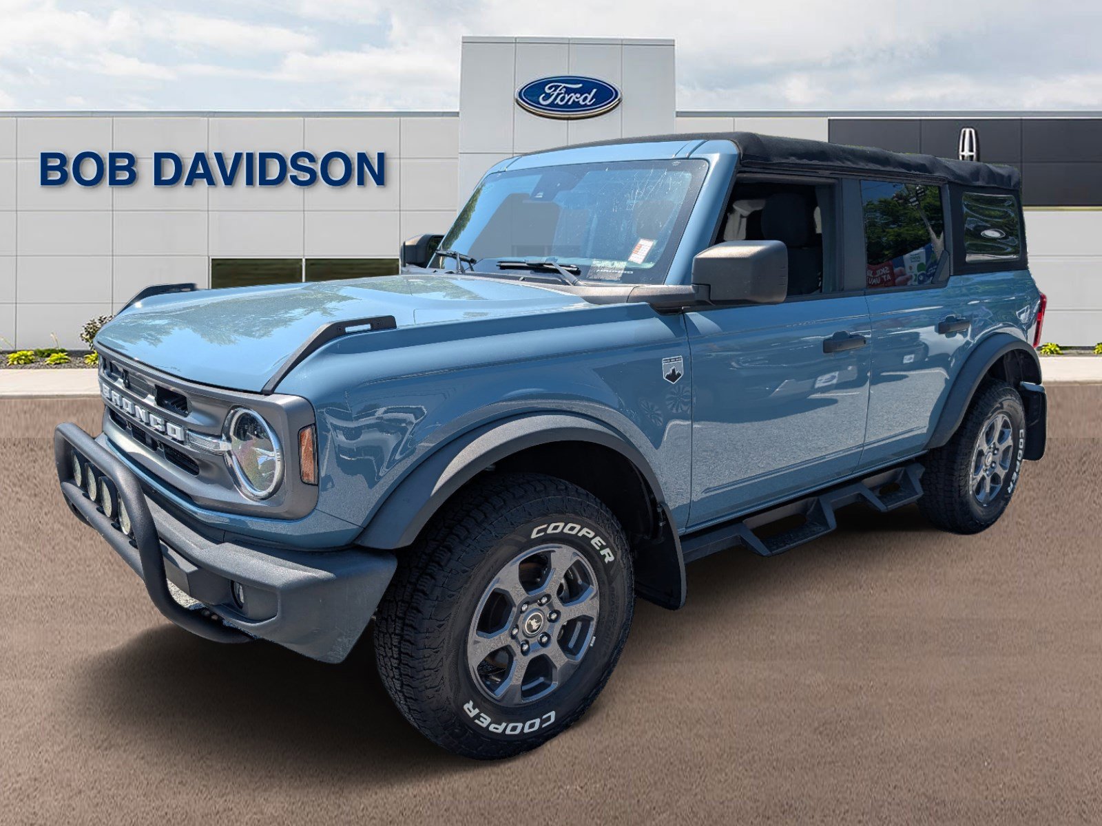 2022 Ford Bronco Big Bend Mid (222A) 4x4's photo