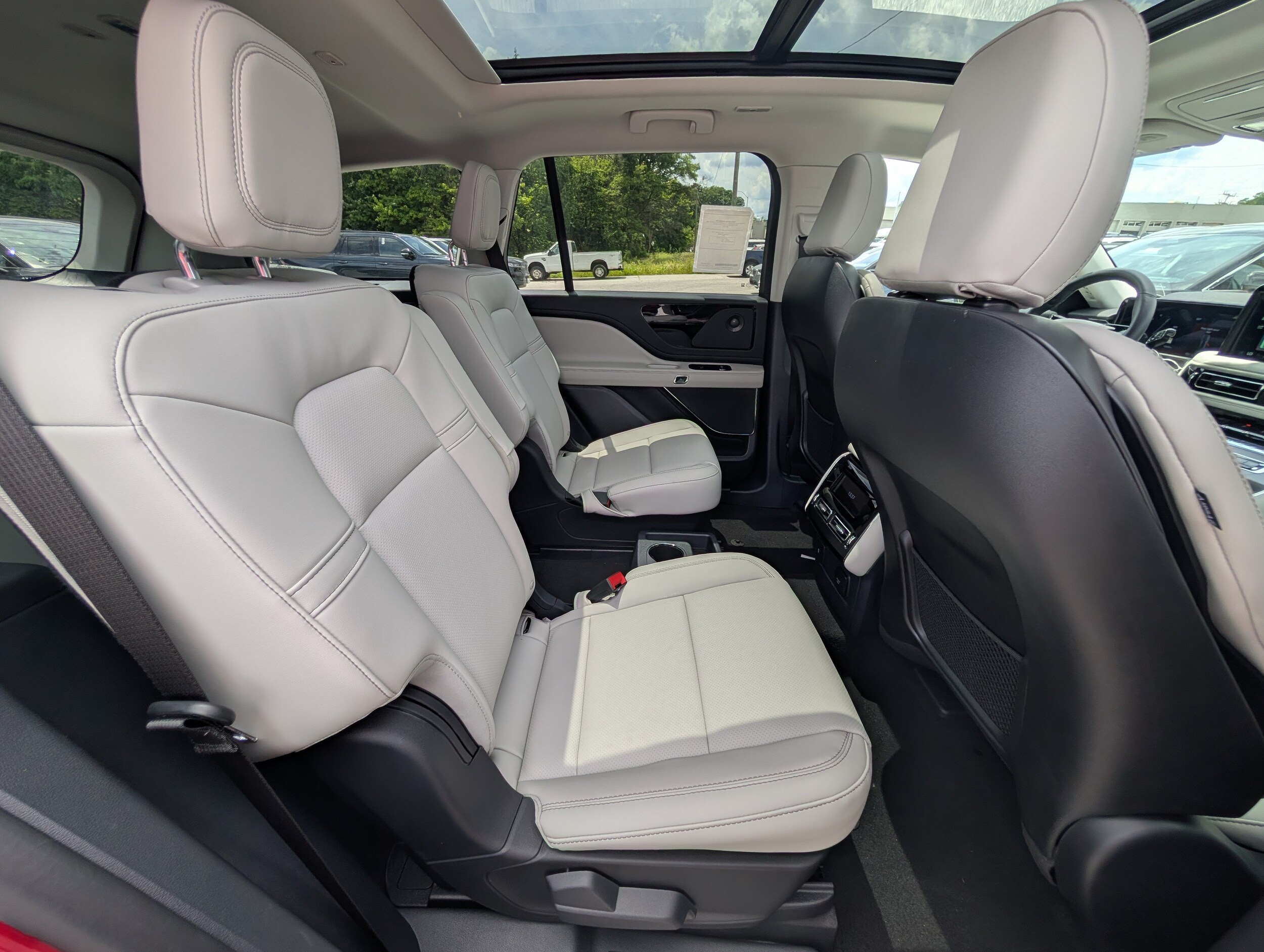 2026 Lincoln Aviator Premiere - Photo 9