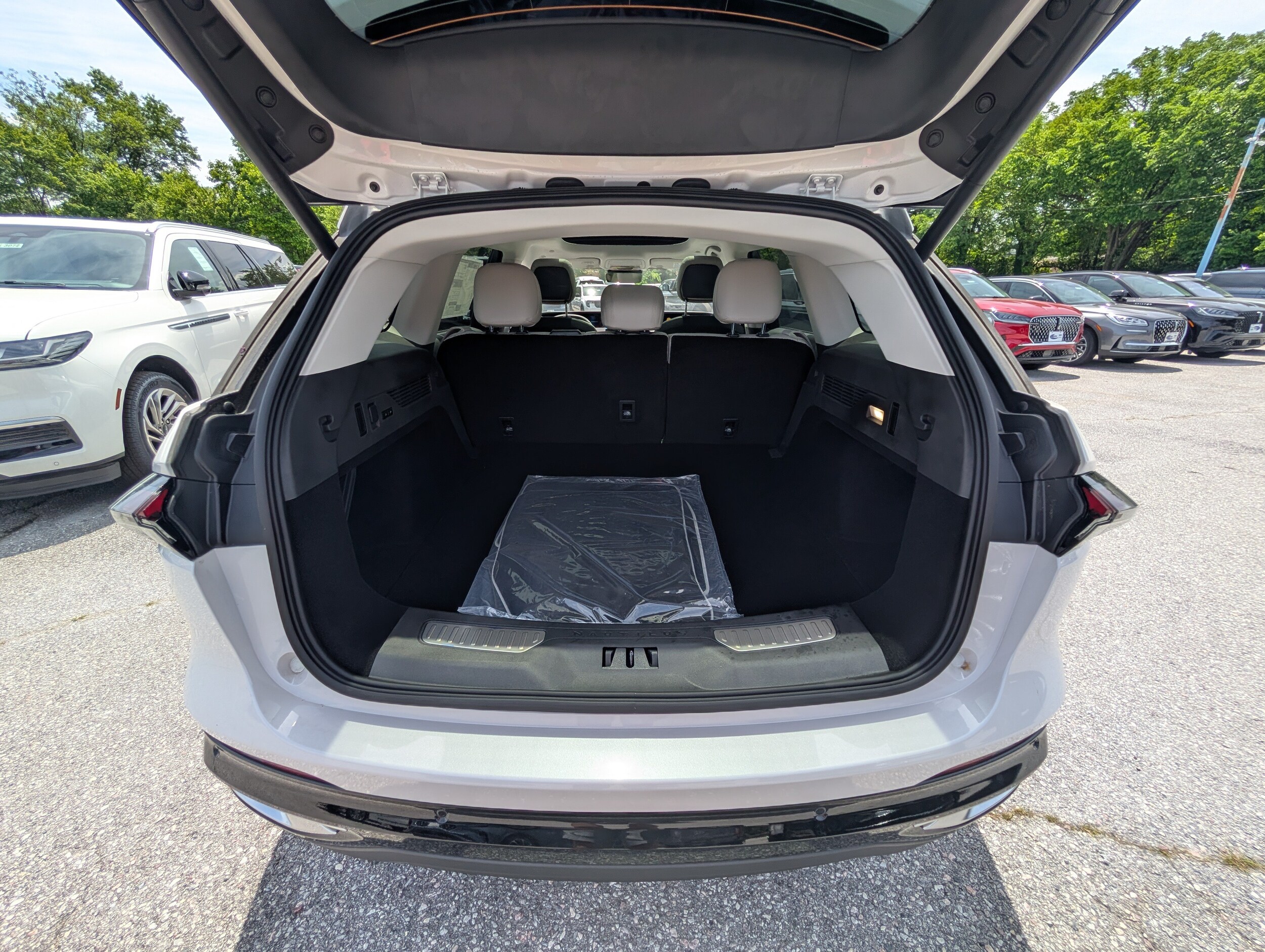 2026 Lincoln Nautilus Premiere - Photo 10