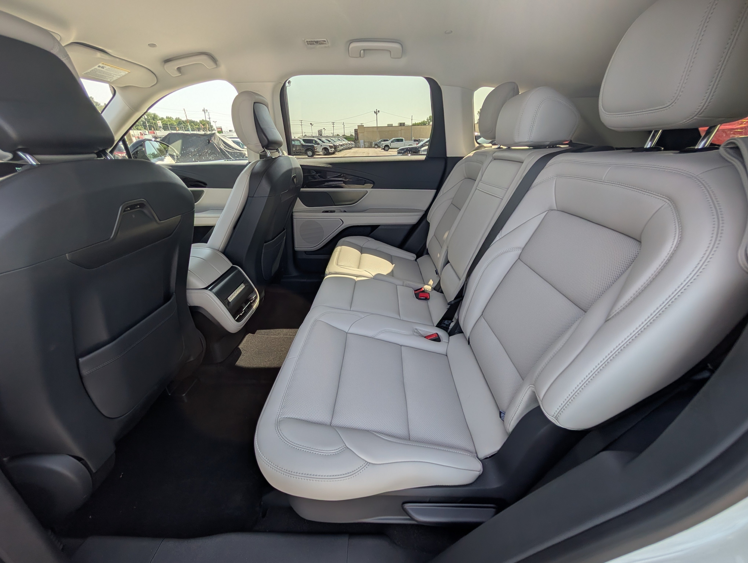 2026 Lincoln Nautilus Premiere - Photo 12