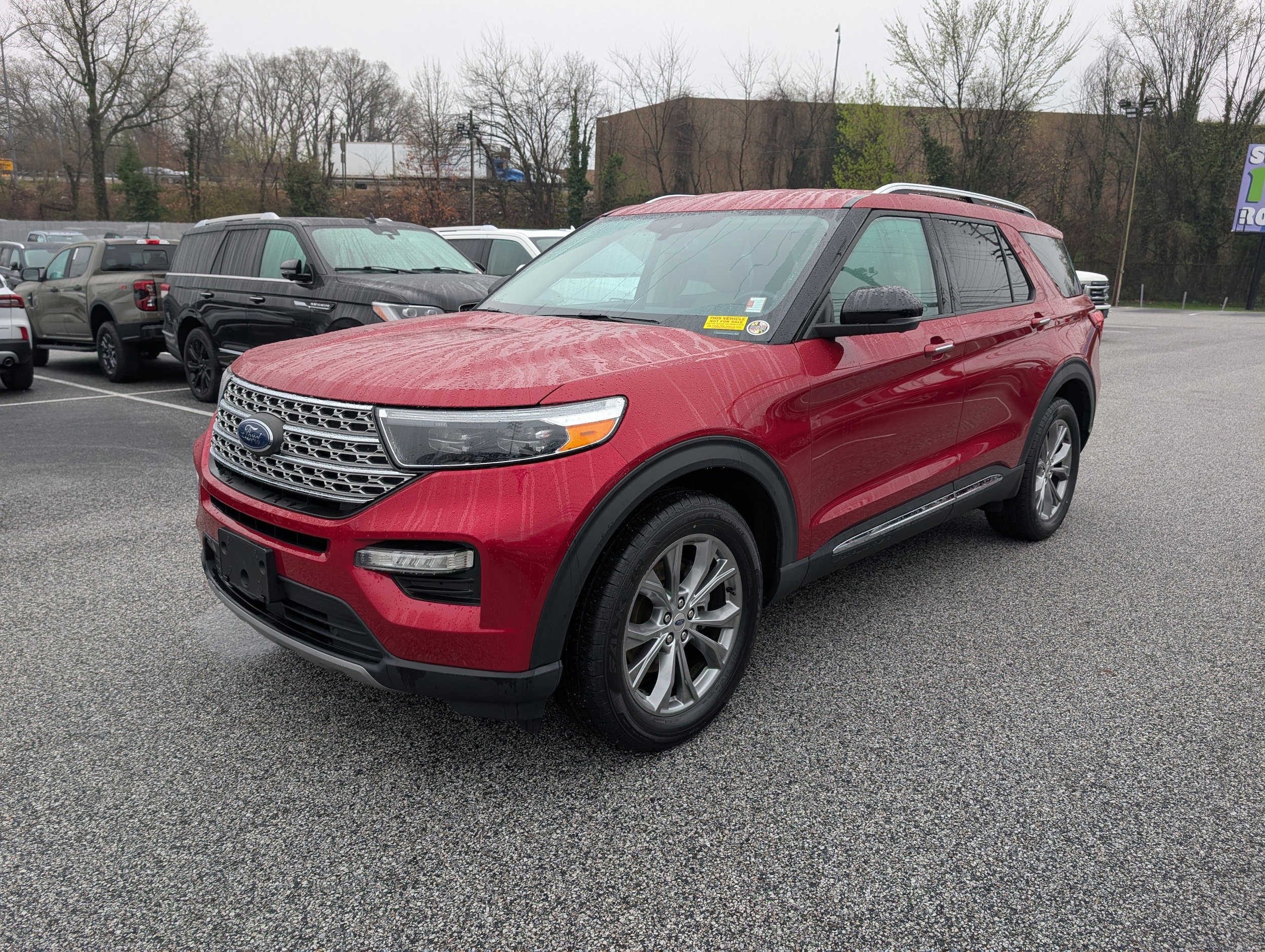 Rapid Red Metallic Tinted Clearcoat 2022 Ford Explorer Limited AWD SUV / Crossover All-Wheel Drive Automatic