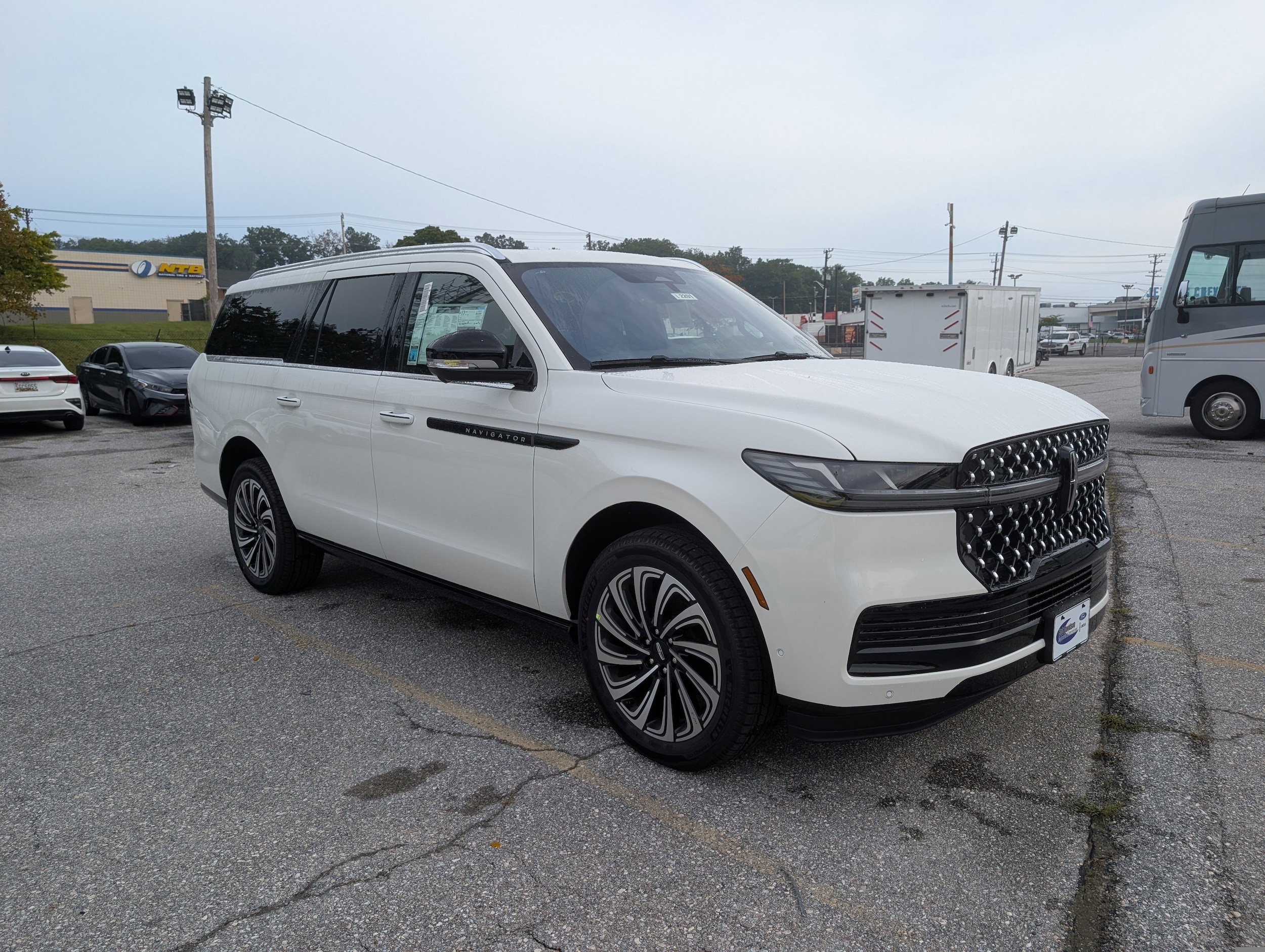 2025 Lincoln Navigator Black Label L - Photo 6