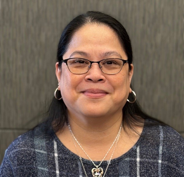 Staff member Gerthie Cero from ID_93a710ddc1a3