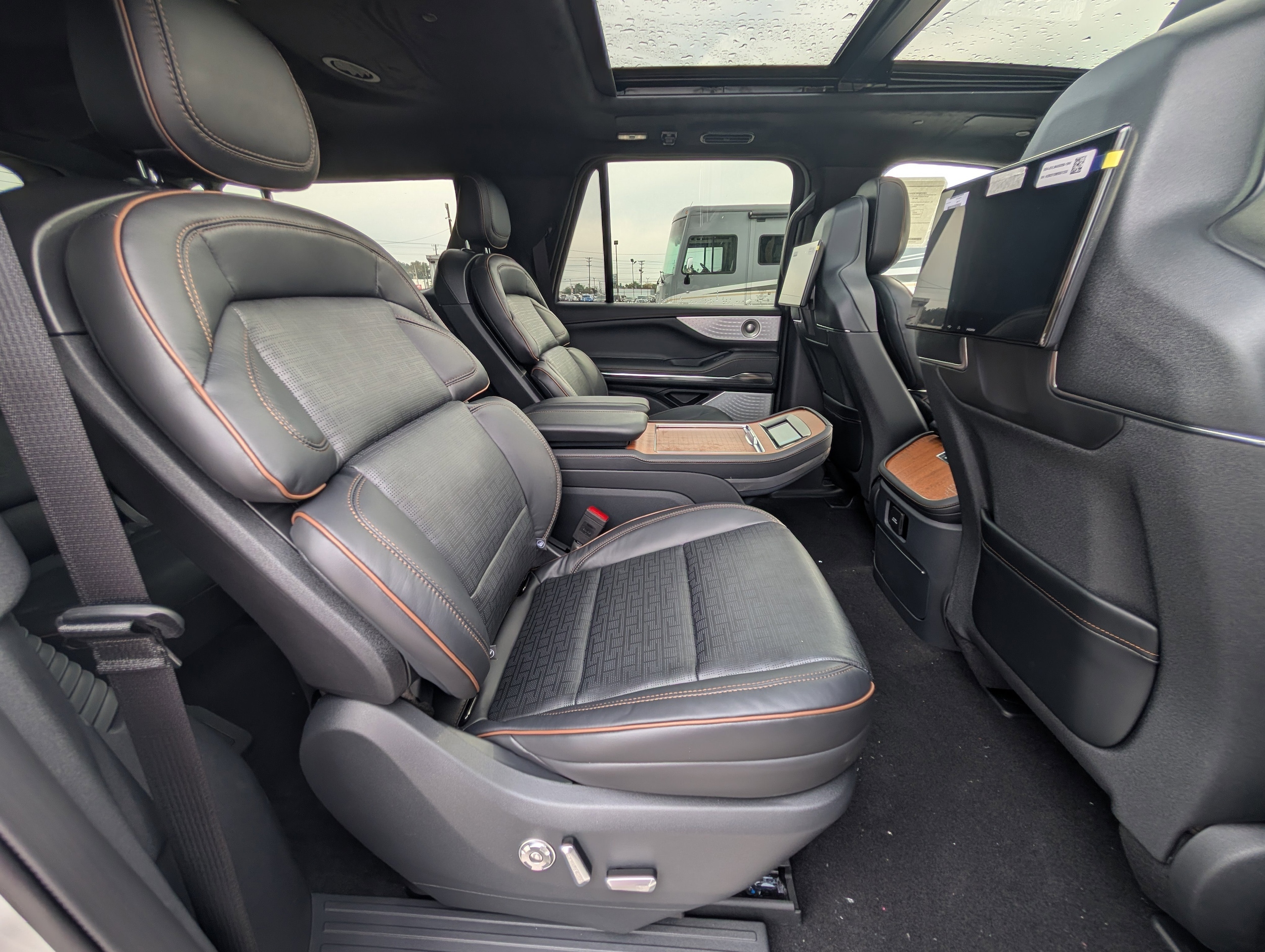 2025 Lincoln Navigator Black Label L - Photo 9