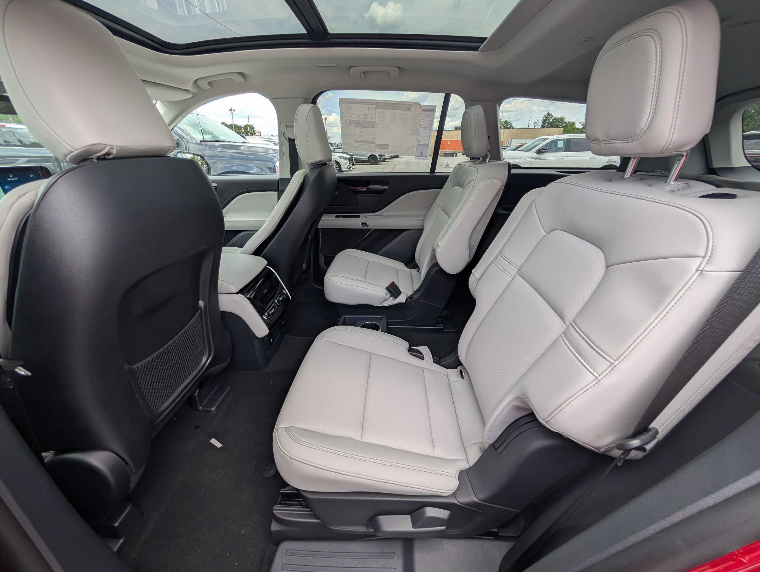 2026 Lincoln Aviator Premiere - Photo 14