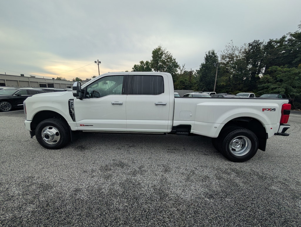 Certified 2024 Ford F-350 Platinum Truck