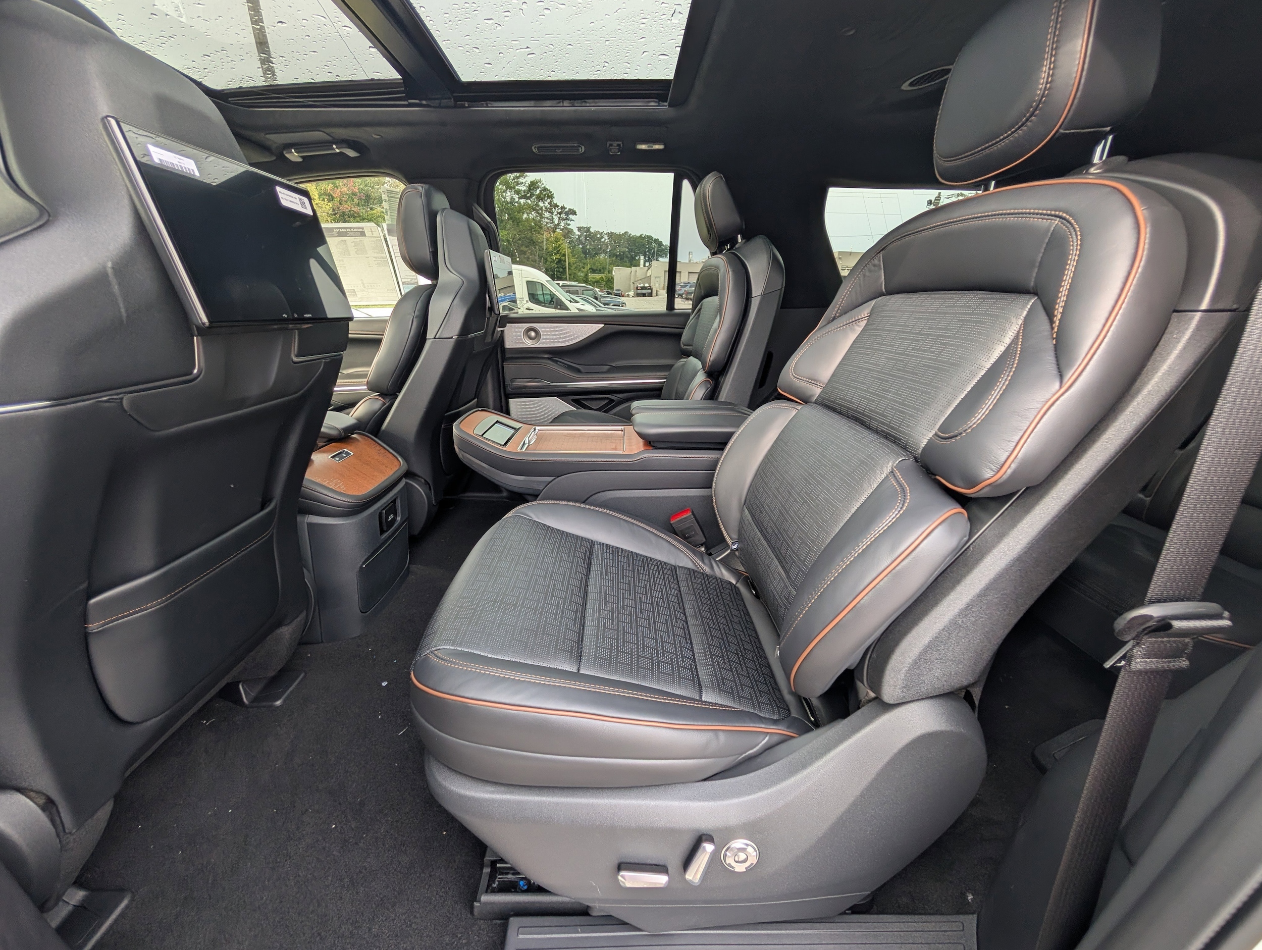 2025 Lincoln Navigator Black Label L - Photo 15