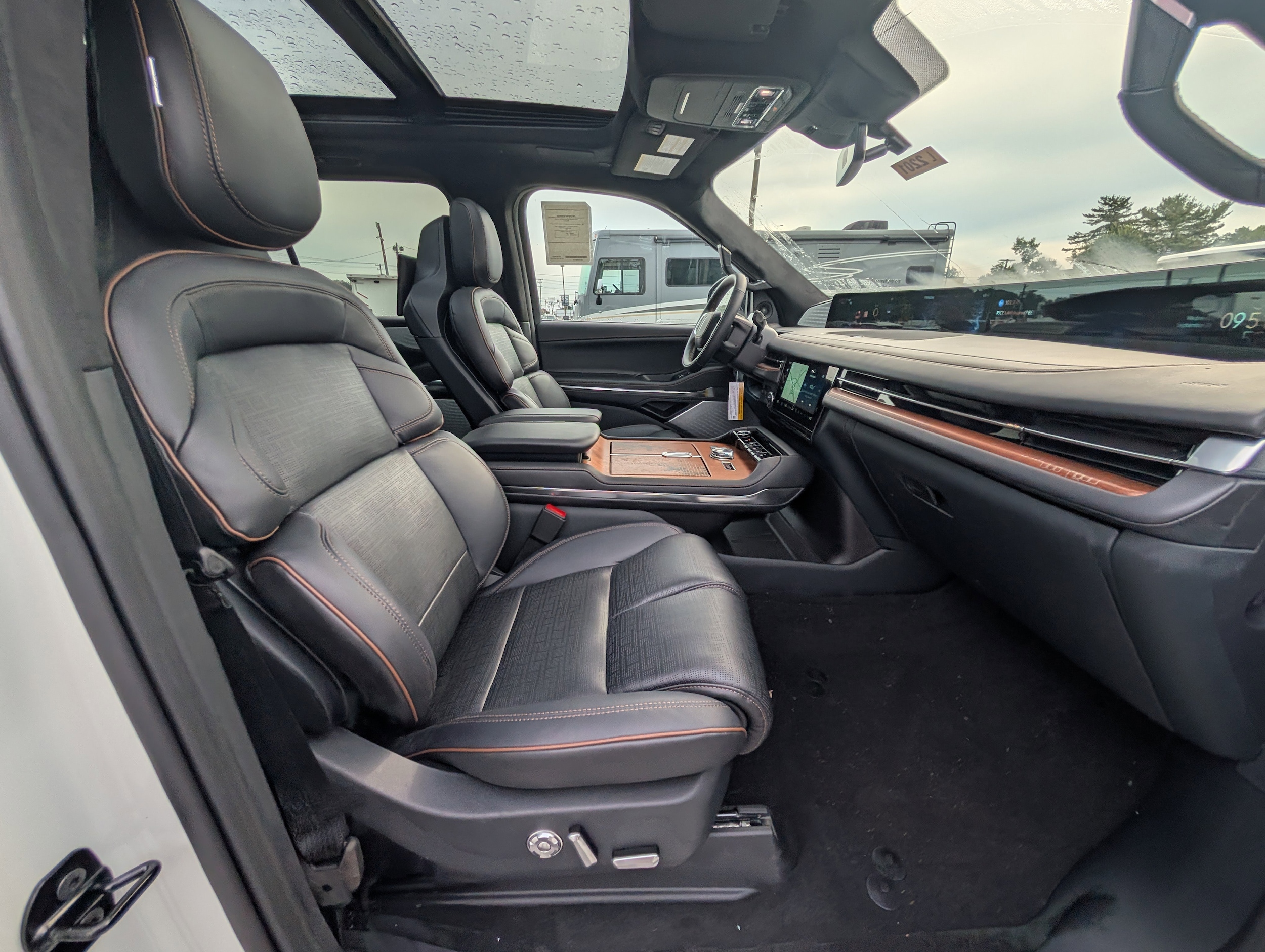 2025 Lincoln Navigator Black Label L - Photo 8
