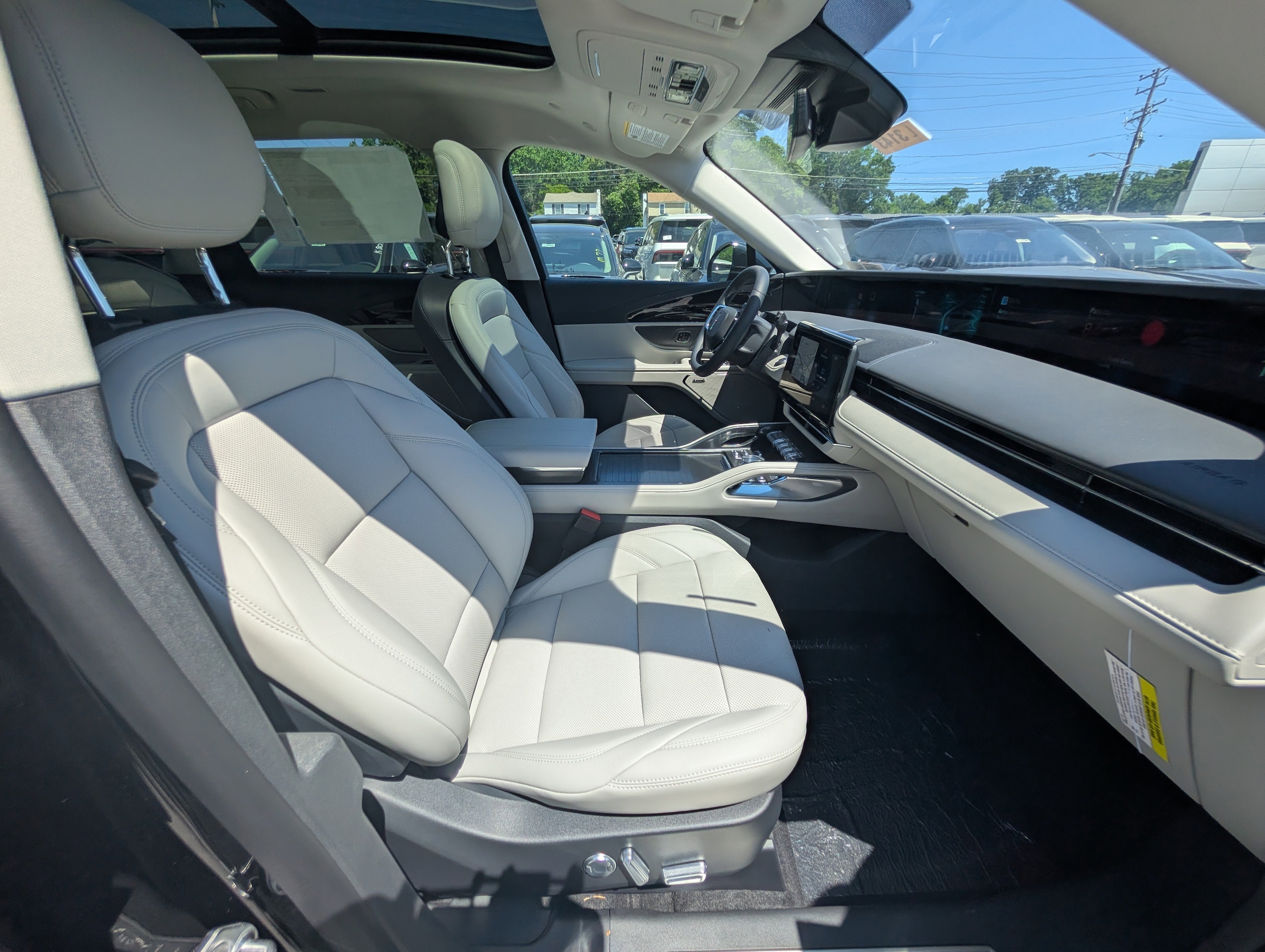 2026 Lincoln Nautilus Premiere - Photo 8