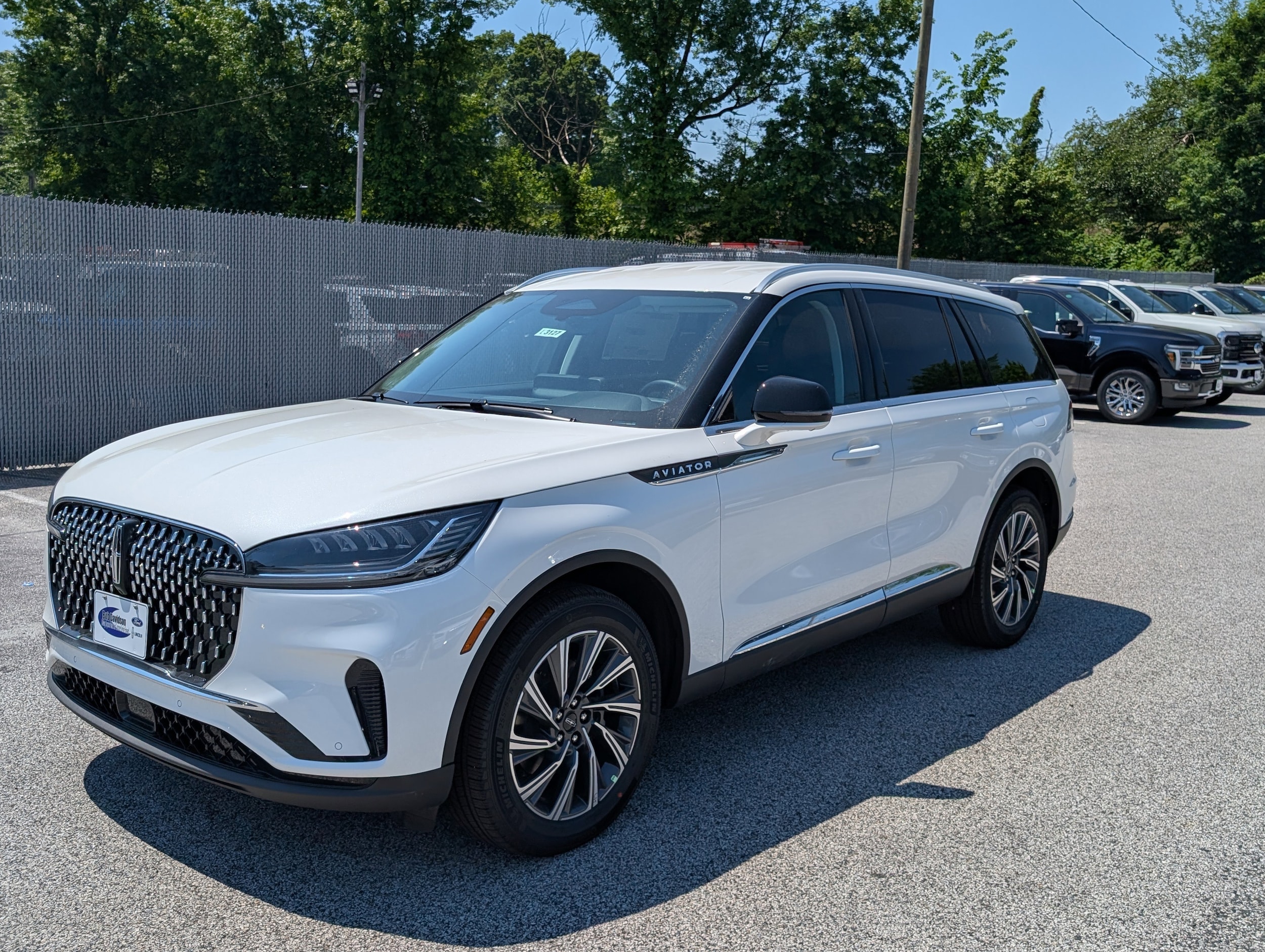 2026 Lincoln Aviator Premiere AWD's photo