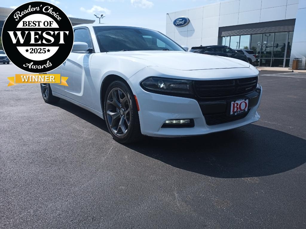 2015 Dodge Charger SXT's photo