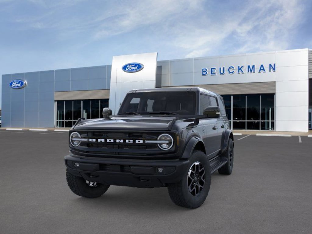 New 2025 Ford Bronco Outer Banks SUV