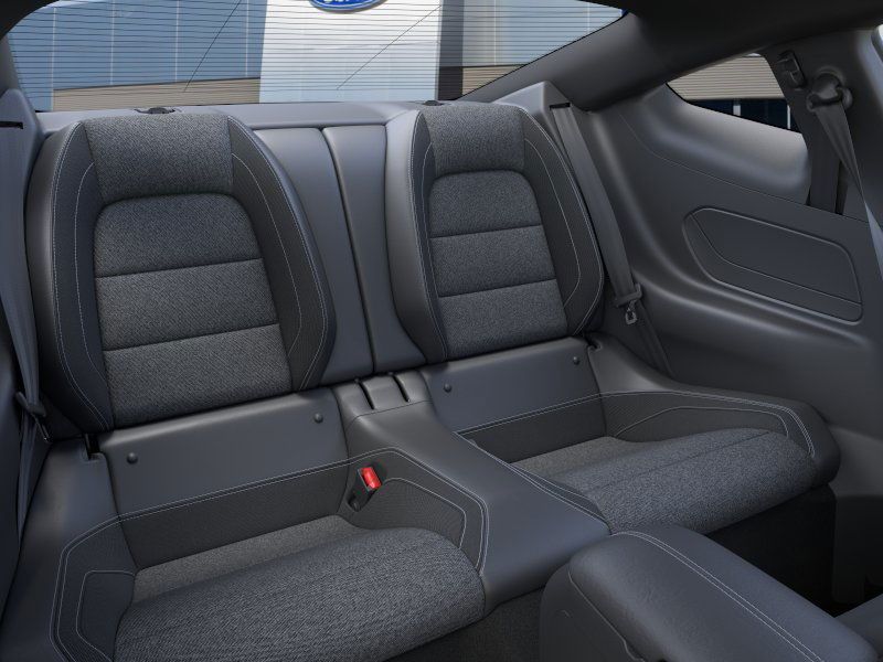 2026 Ford Mustang EcoBoost - Photo 13