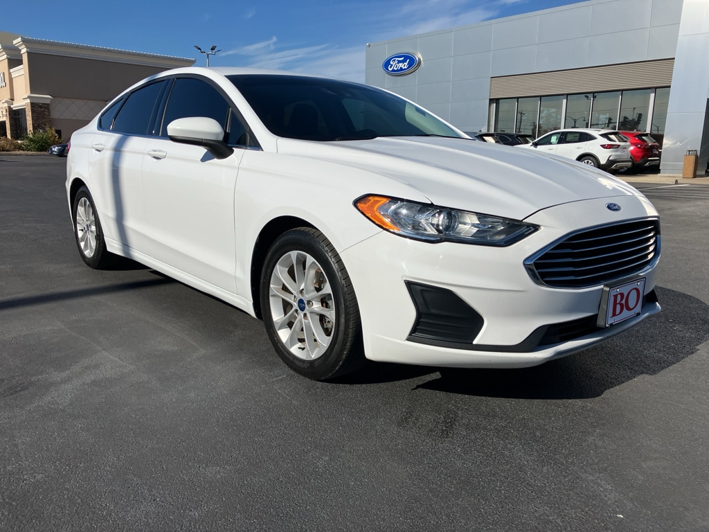 2020 Ford Fusion SE