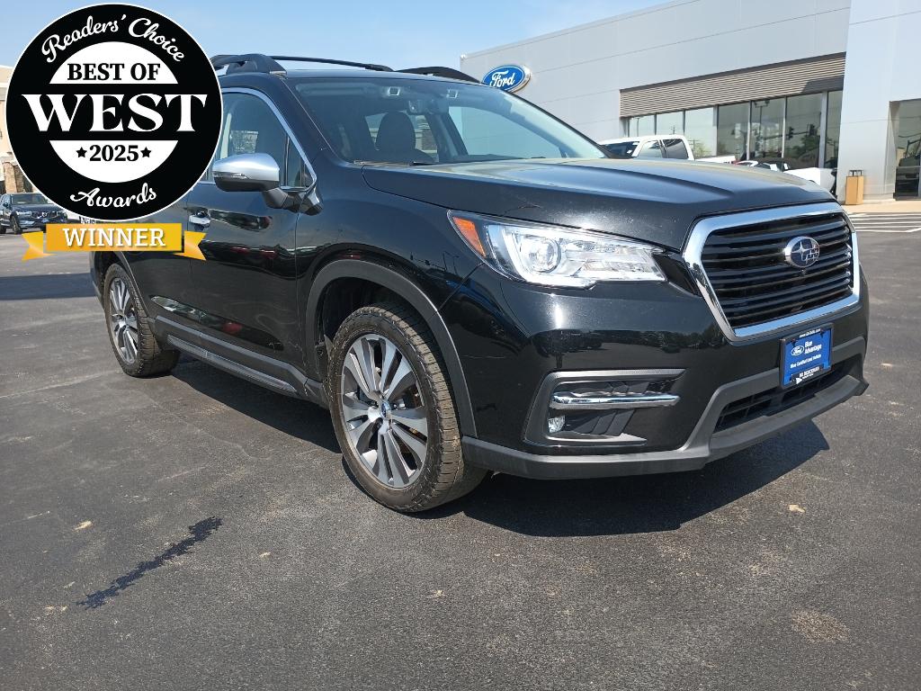 2022 Subaru Ascent Touring's photo