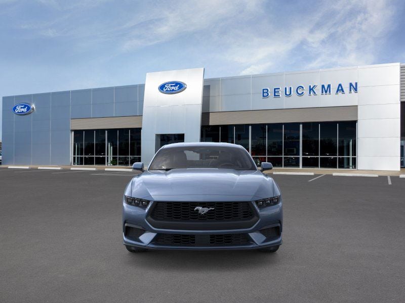 2026 Ford Mustang EcoBoost - Photo 8