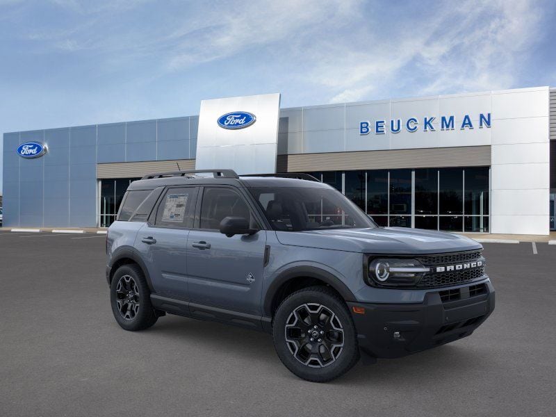 2025 Ford Bronco Sport Outer Banks's photo