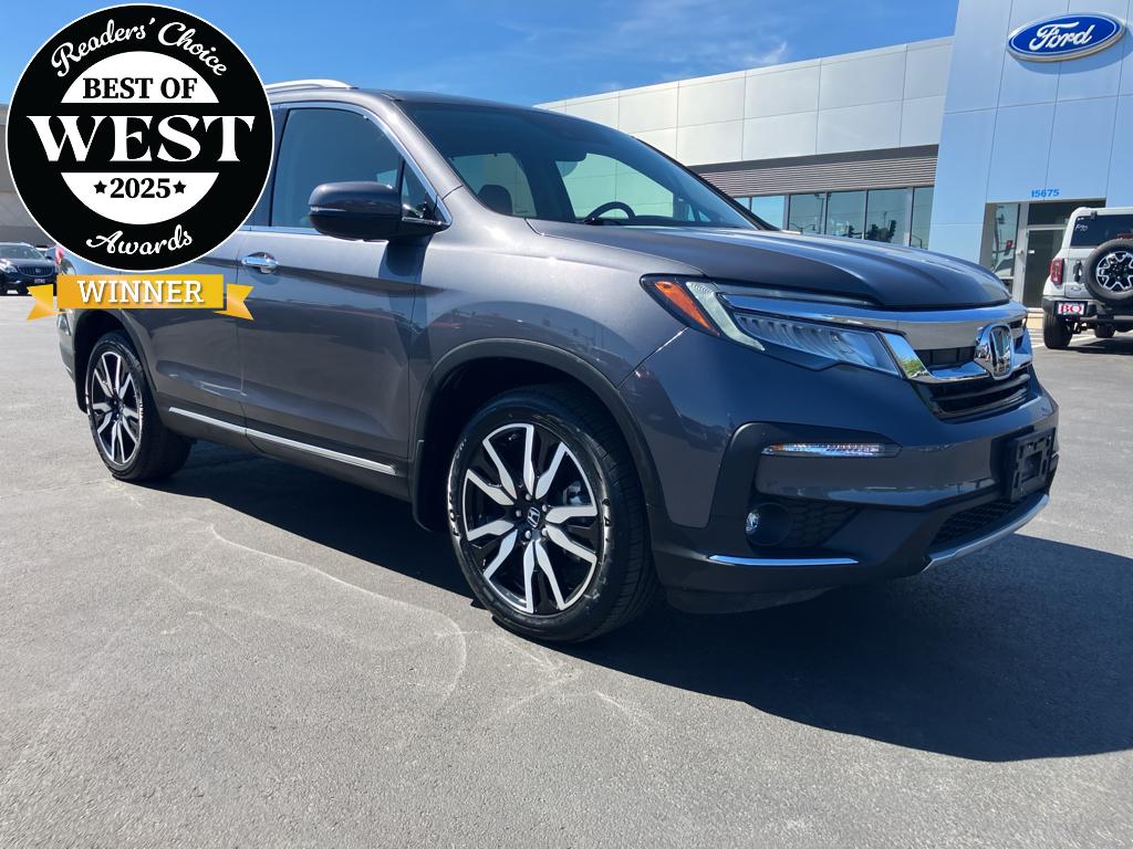 2022 Honda Pilot Touring-7 AWD's photo