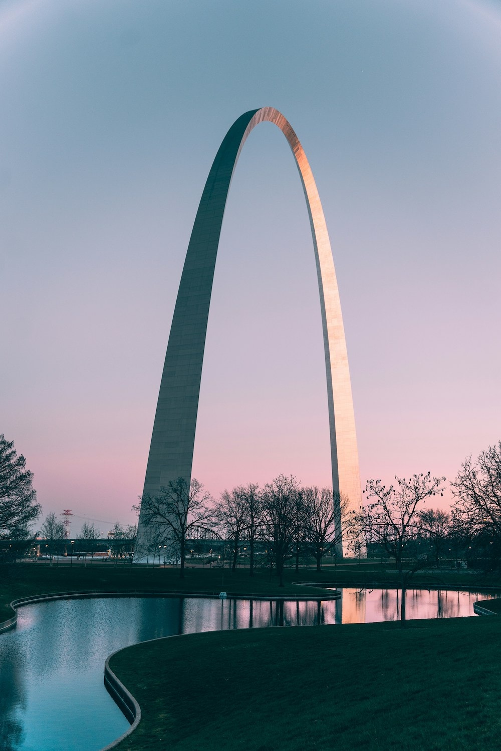 St.%20Louis%20Arch.jpg