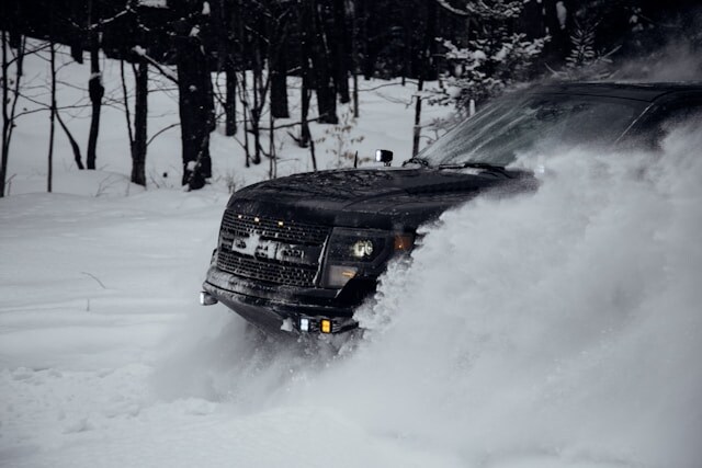 Ford%20Vehicle%20in%20January%20Snow.jpg